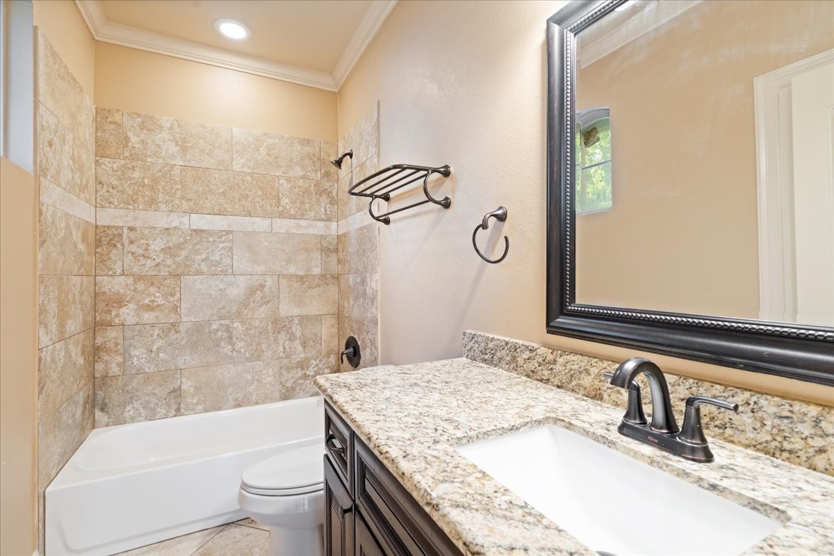 1518 Amundsen Street, Houston, TX 77009 1518 Amundsen Street, Houston, TX 77009