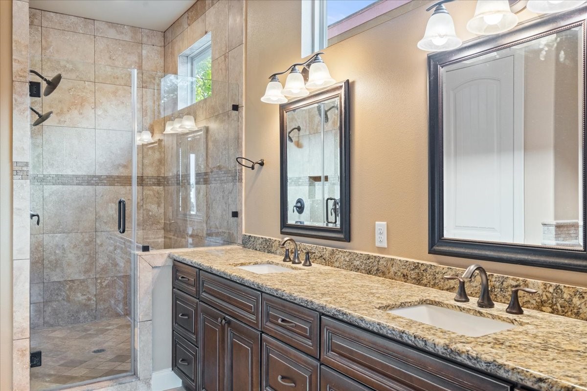 1518 Amundsen Street, Houston, TX 77009