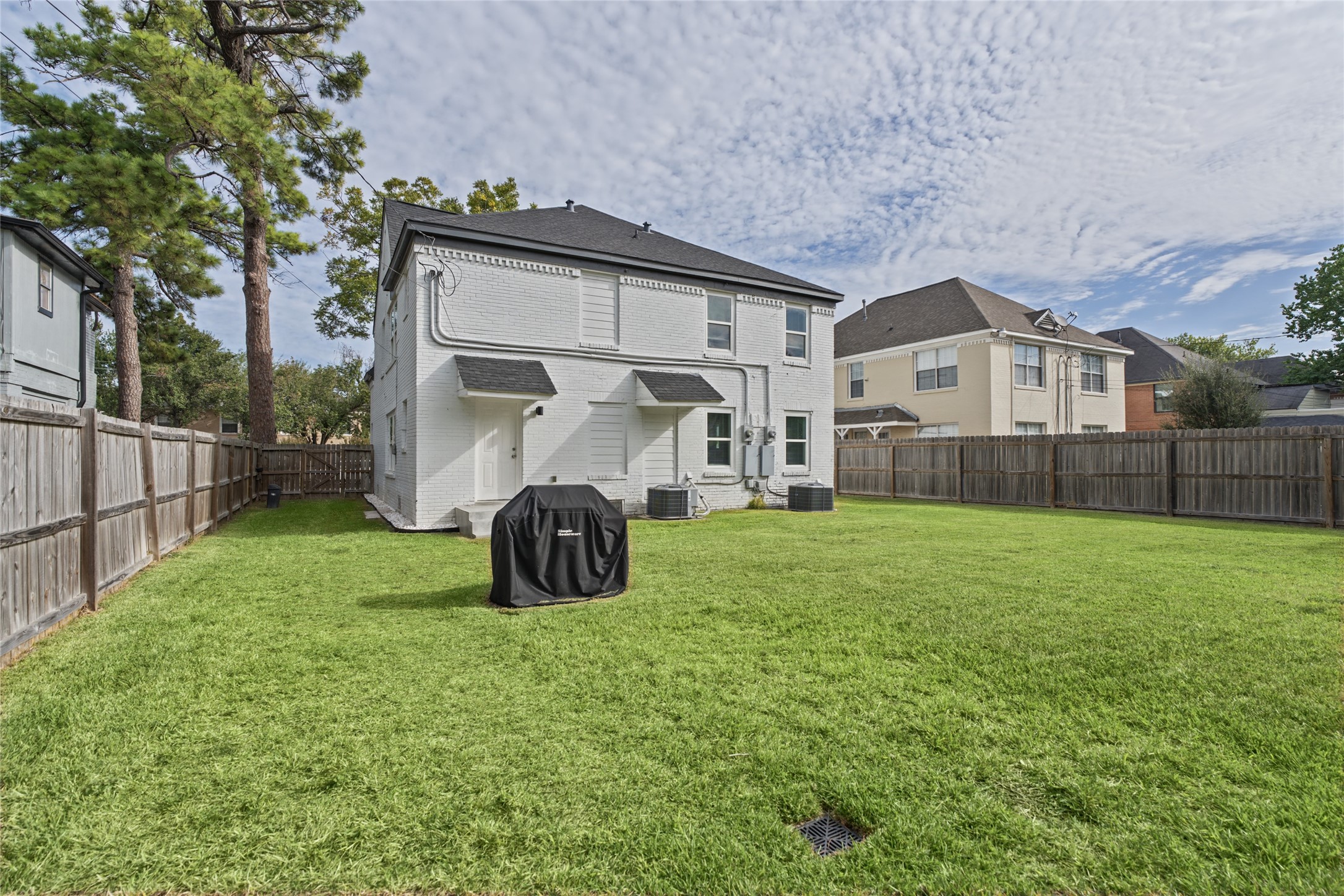 3434 Rosedale Street, Houston, TX 77004