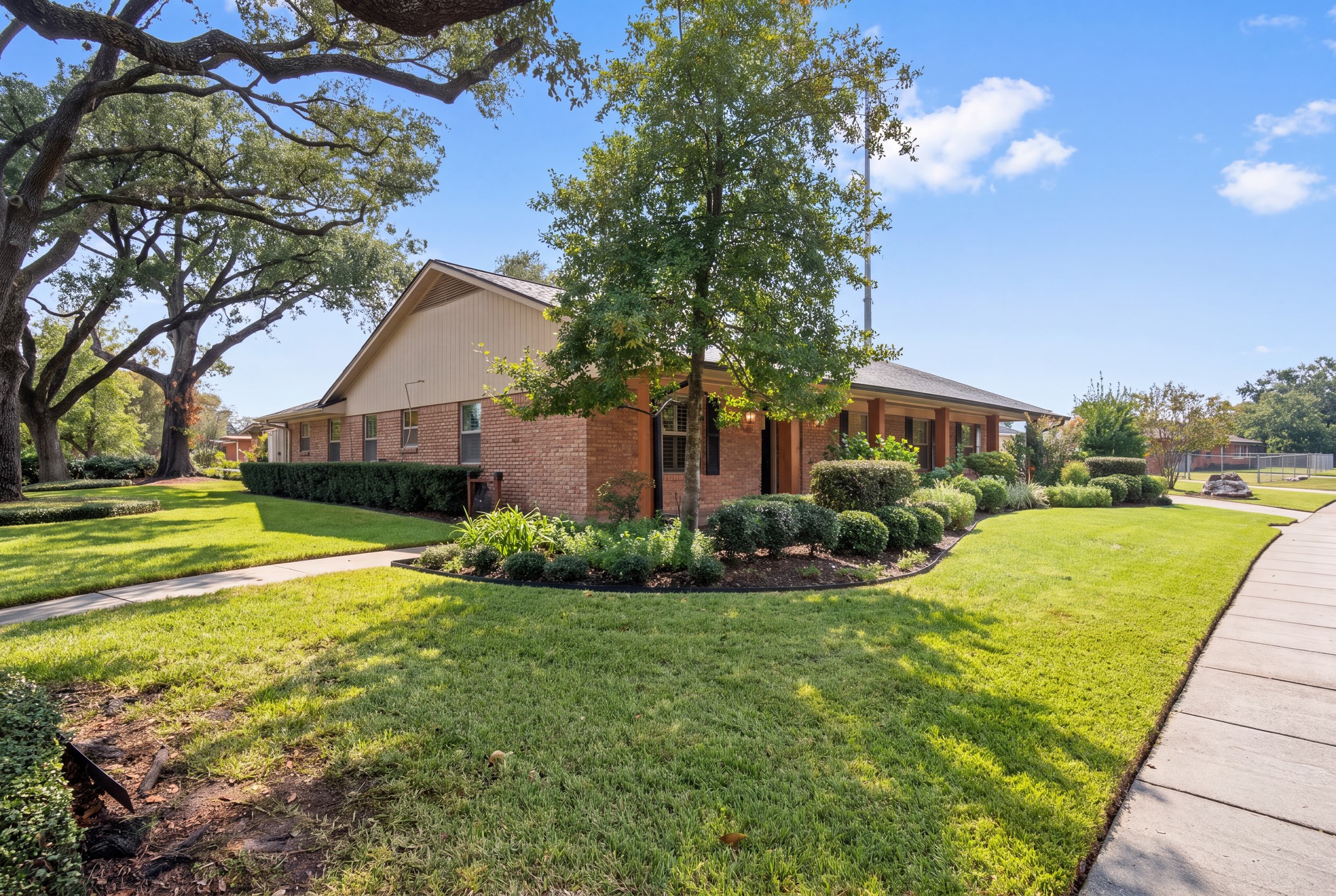 6202 Wynnwood Lane, Houston, TX 77008