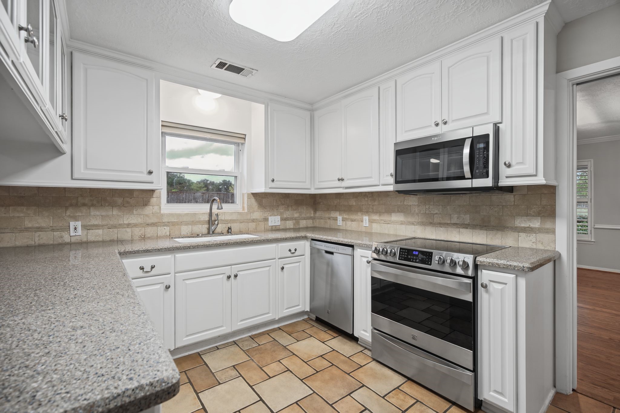 6202 Wynnwood Lane, Houston, TX 77008