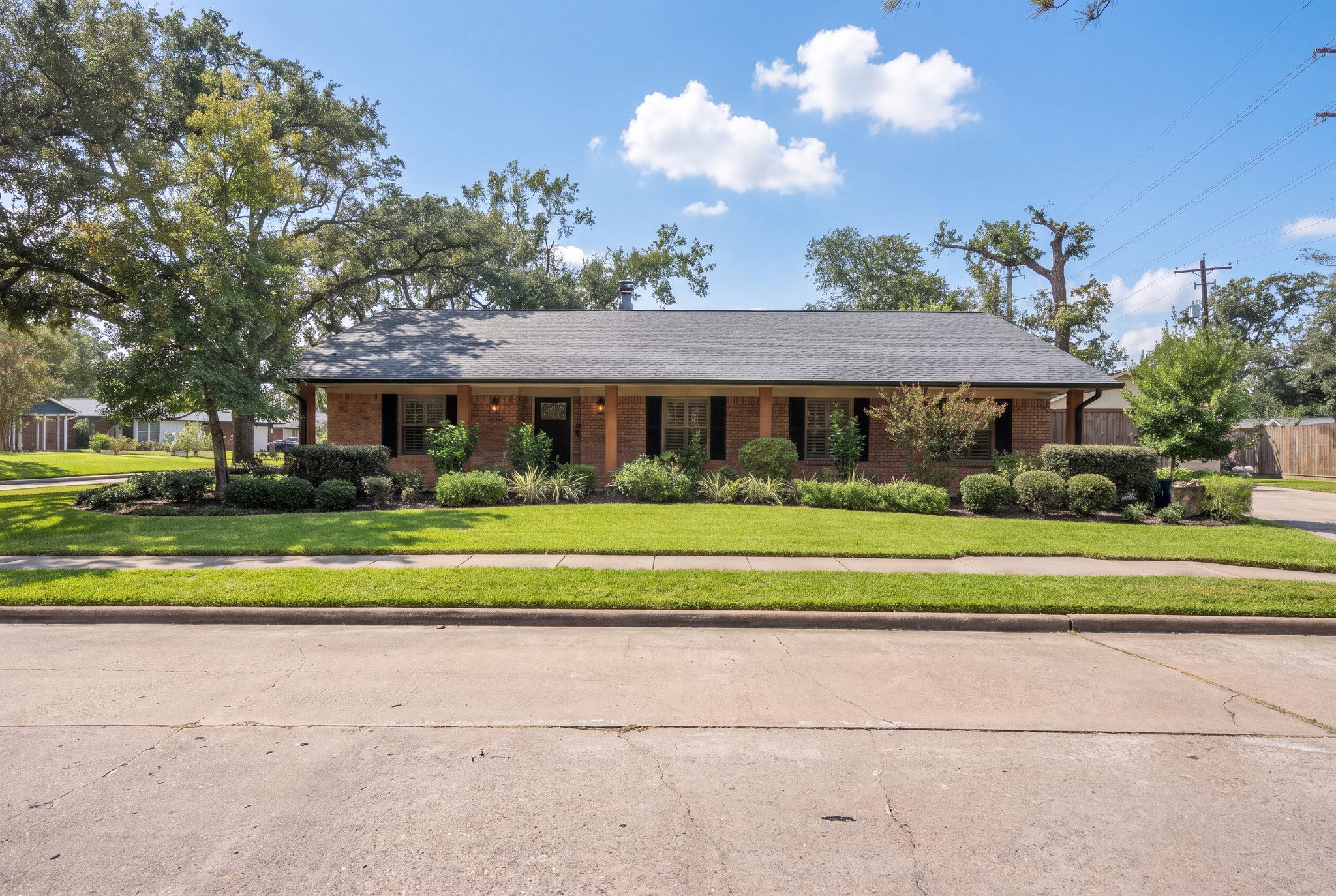 6202 Wynnwood Lane, Houston, TX 77008