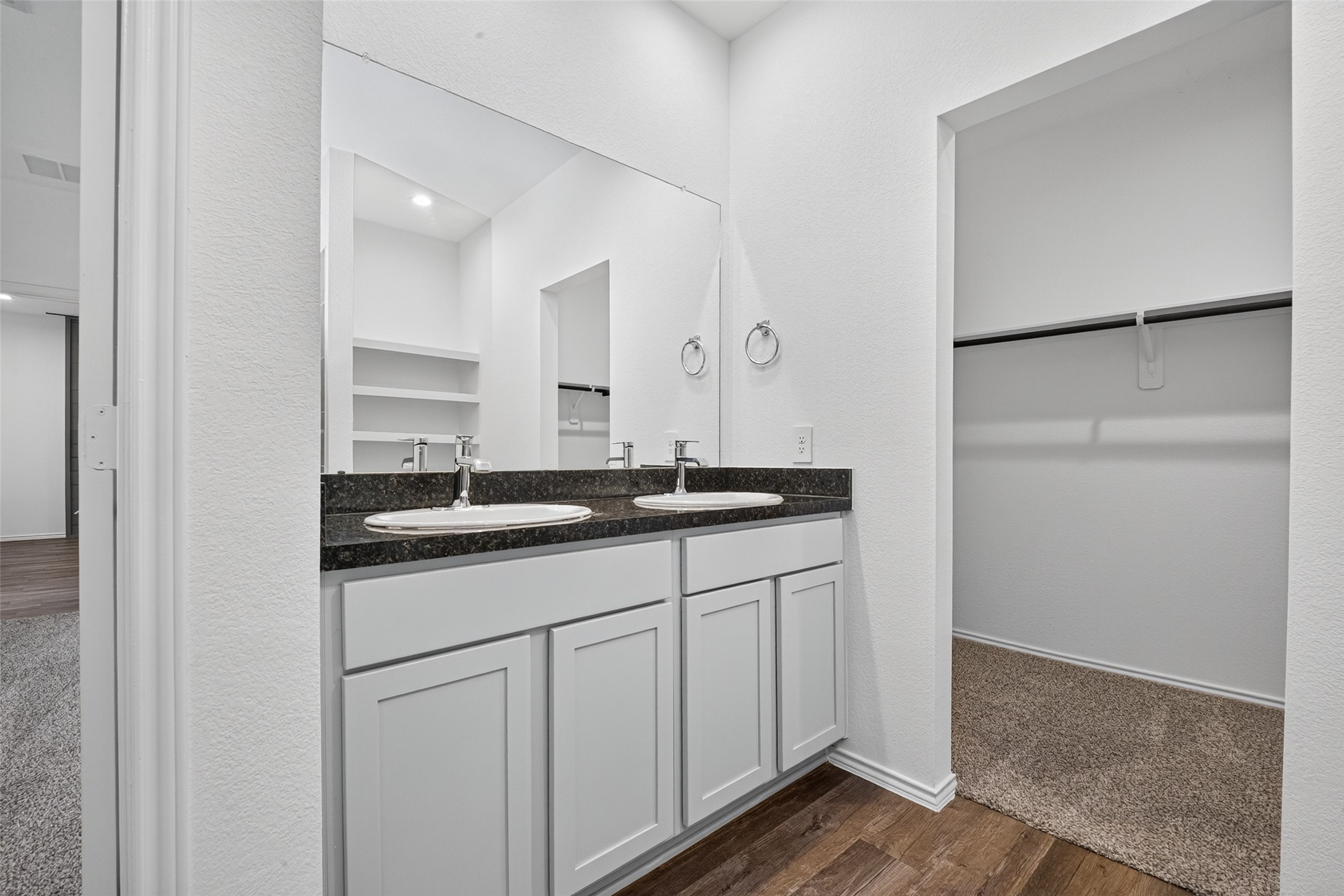 12818 Sunny Pass, Willis, TX 77318
