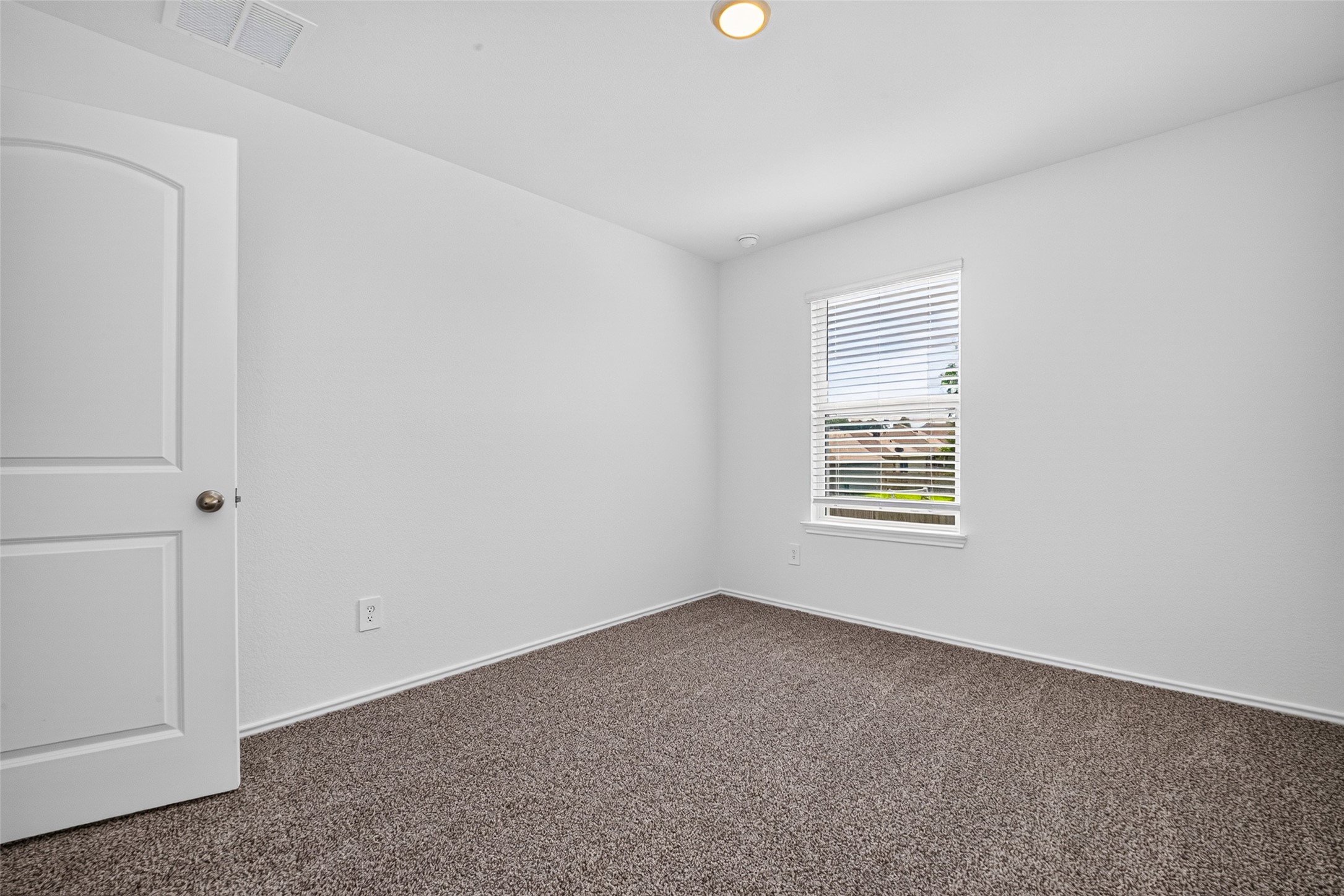 12818 Sunny Pass, Willis, TX 77318