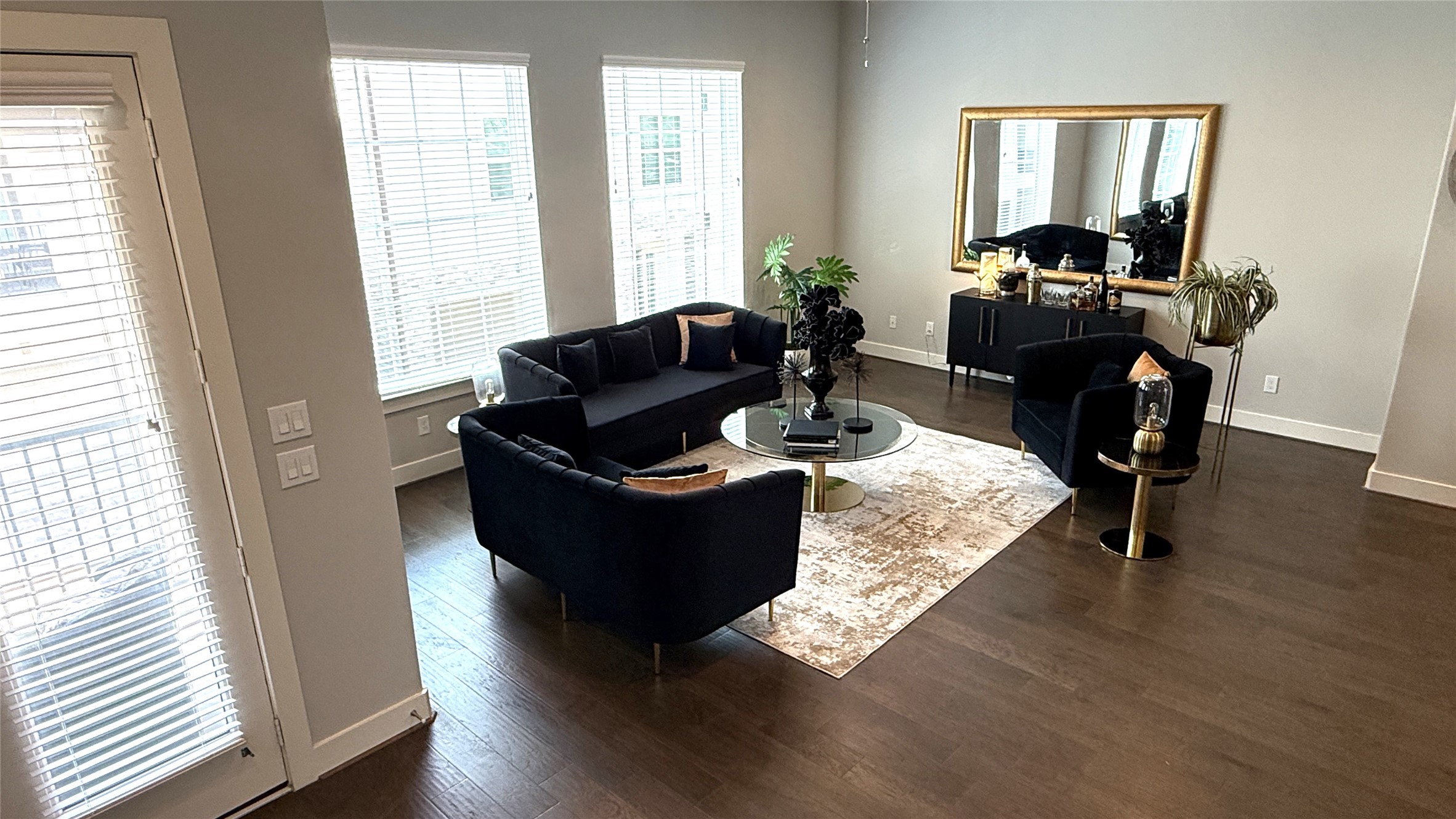 10906 Brookeshire Chase Lane, Houston, TX 77043