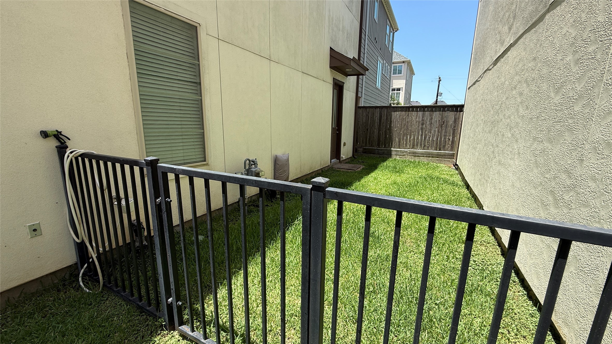 This home enjoys an extra side yard plus the area at the back.