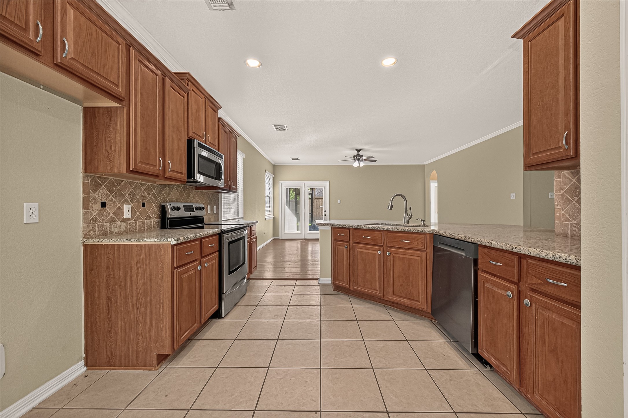12927 Tall Spruce Drive, Cypress, TX 77429