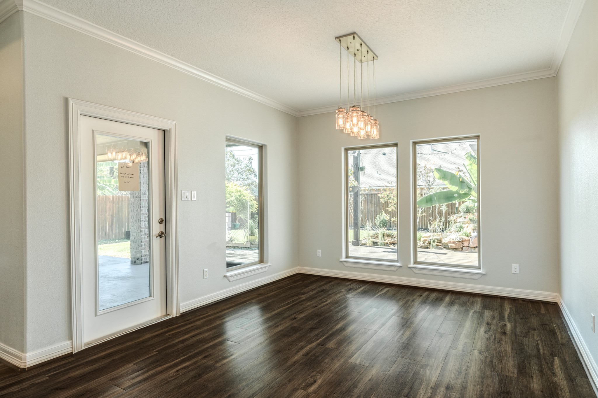 101 Rock Rose Lane, Lake Jackson, TX 77566