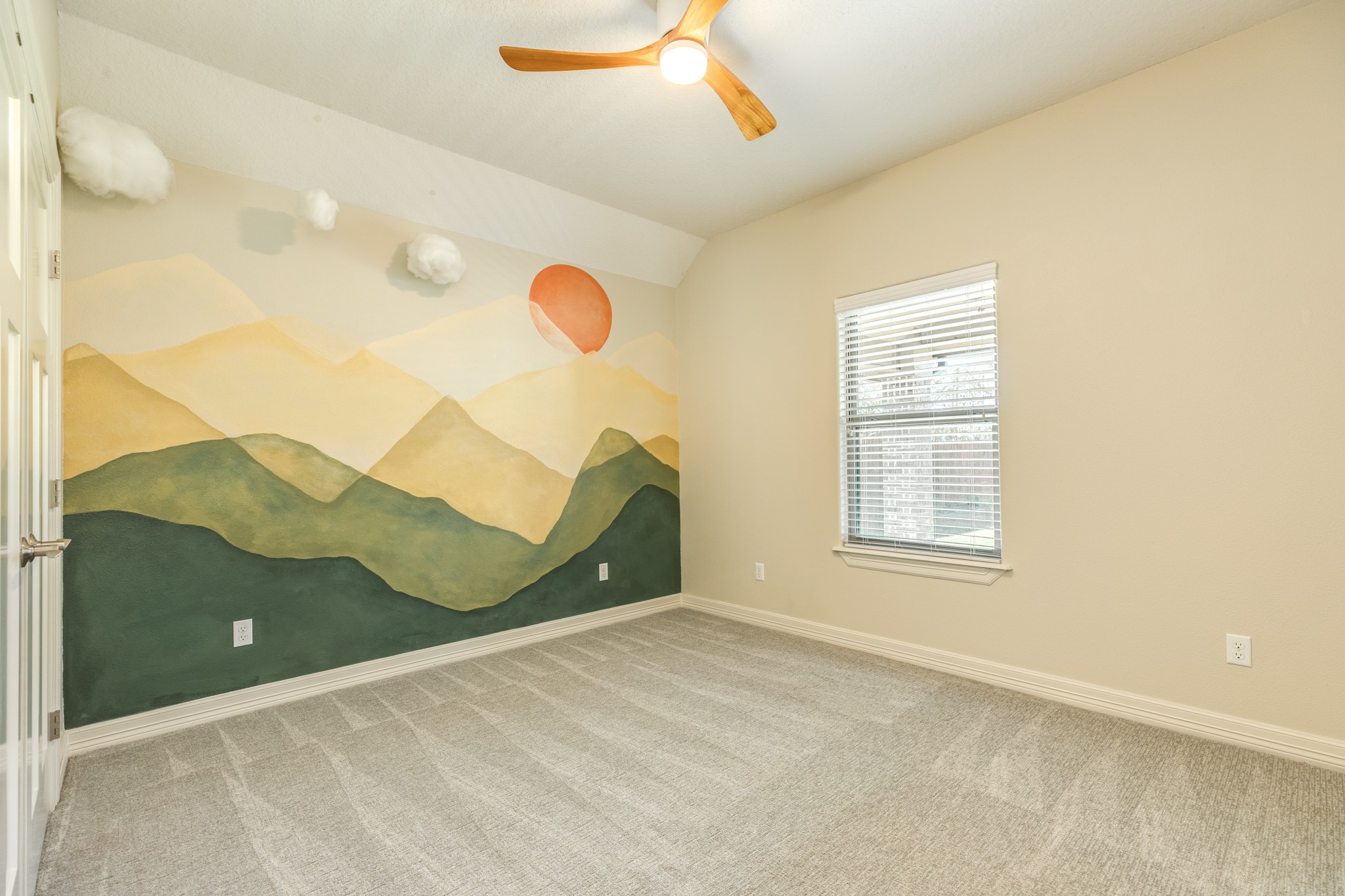 101 Rock Rose Lane, Lake Jackson, TX 77566