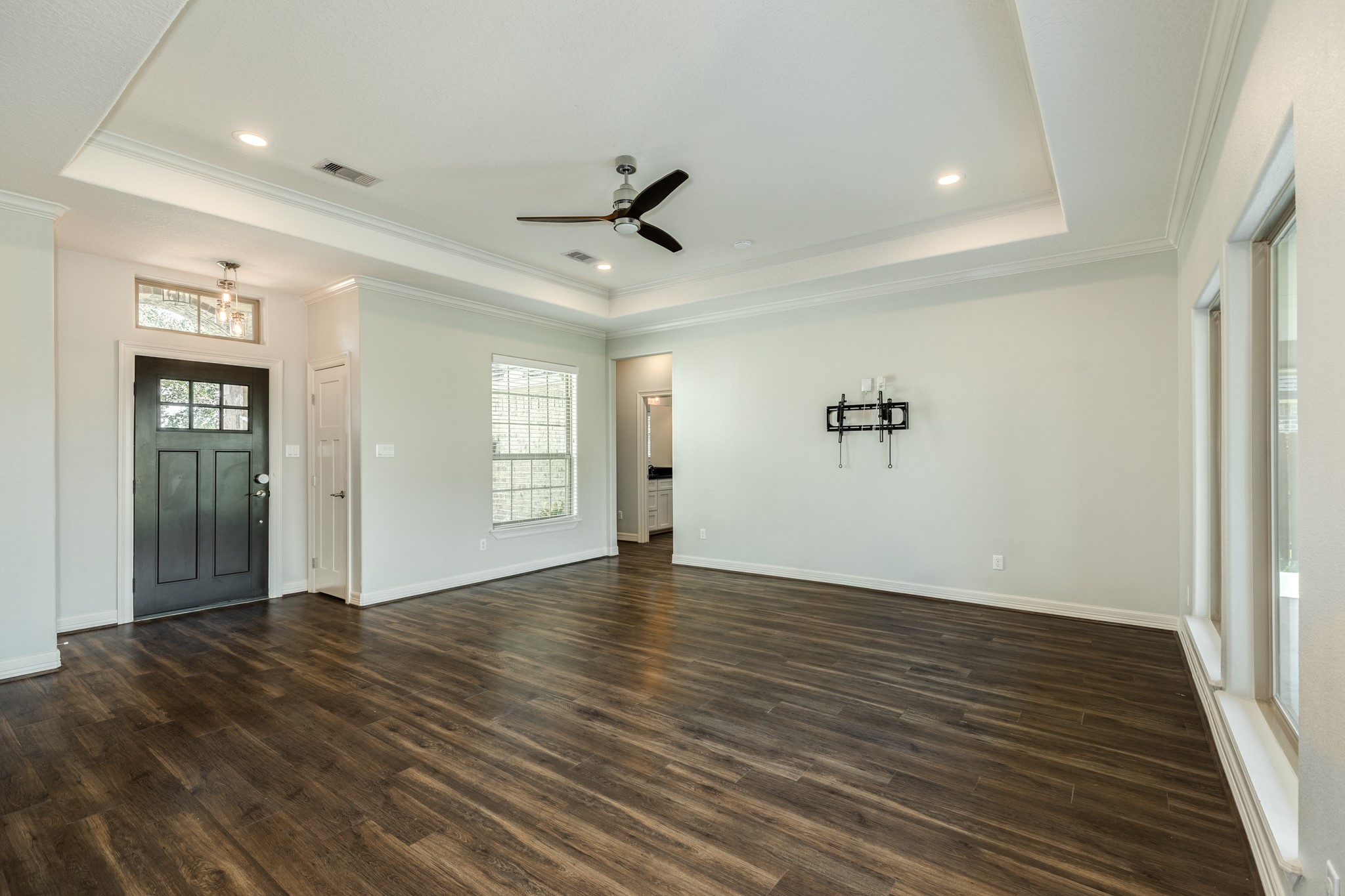 101 Rock Rose Lane, Lake Jackson, TX 77566
