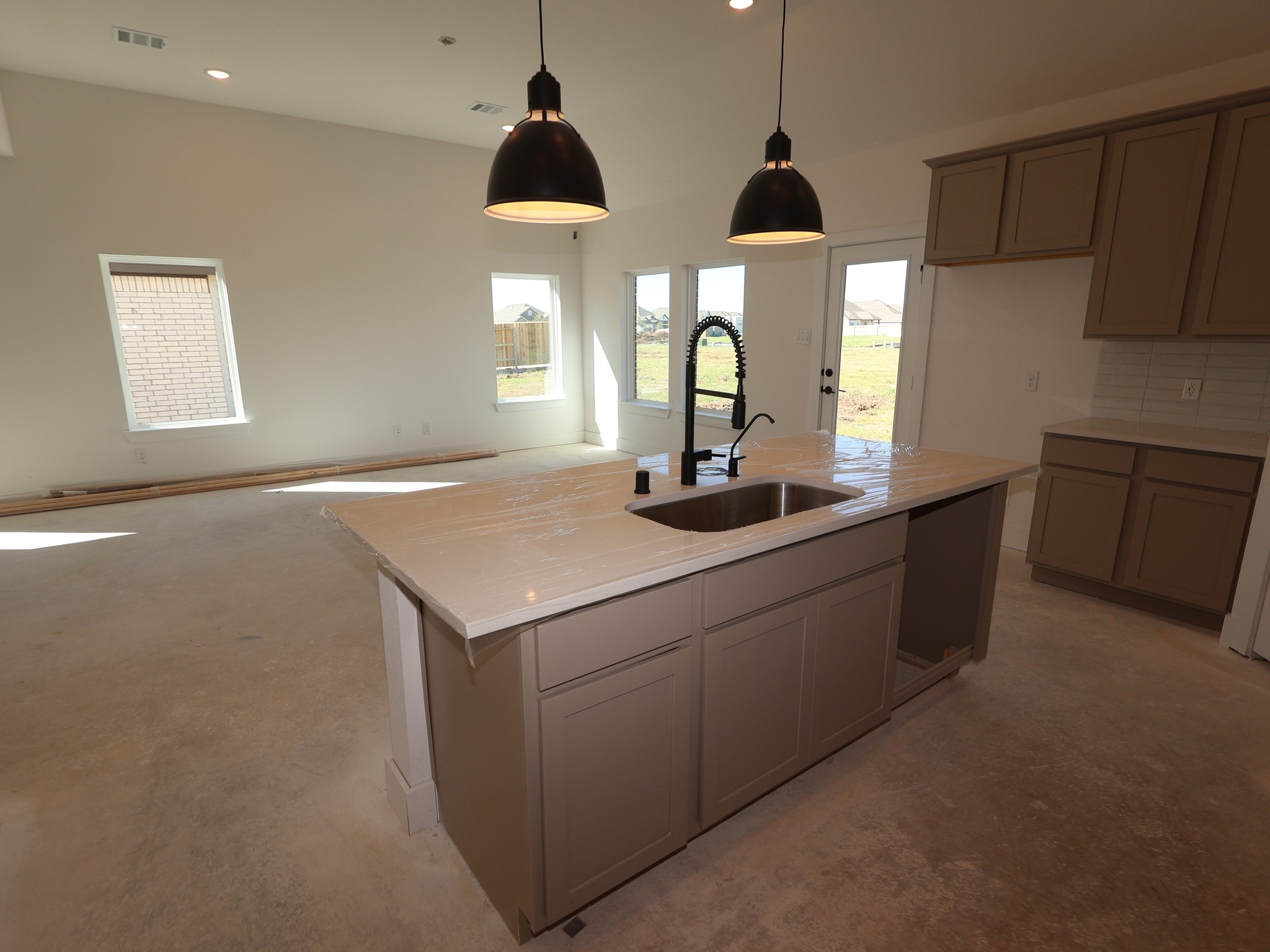 3625 Reina Reach Lane, Santa Fe, TX 77510
