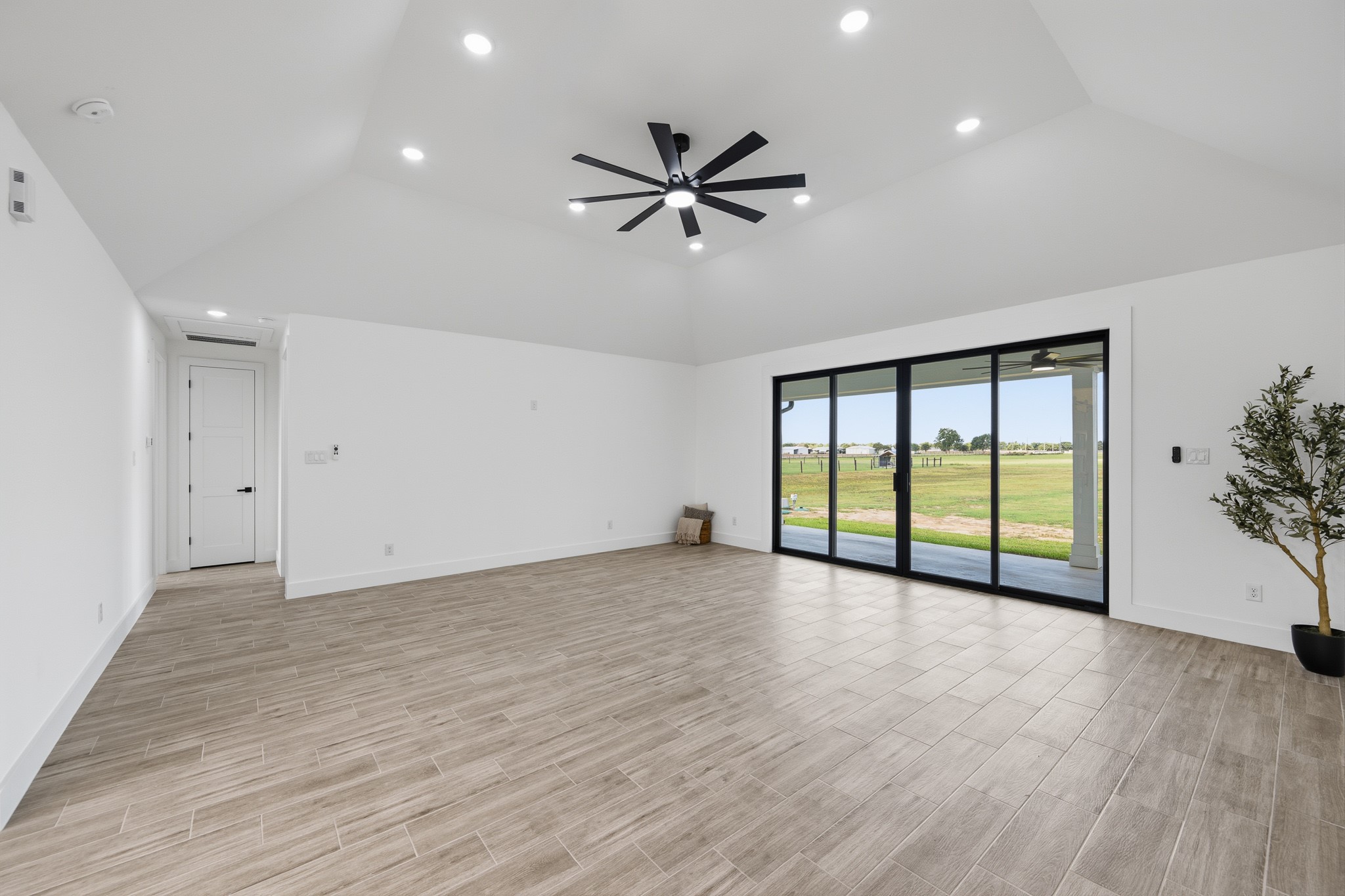 11908 Roesler, Needville, TX 77461