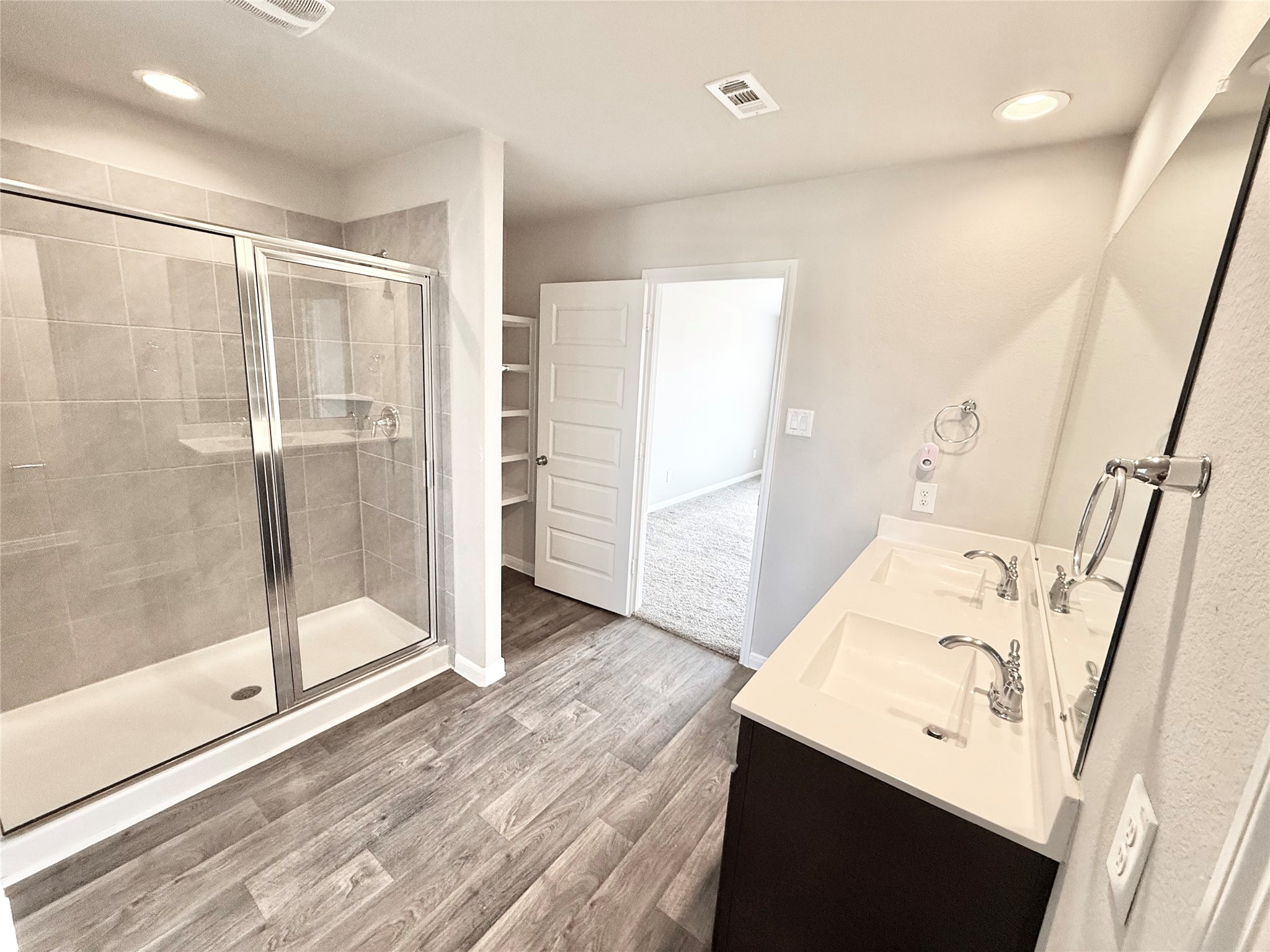 13009 Leisure Cove Drive, Texas City, TX 77568