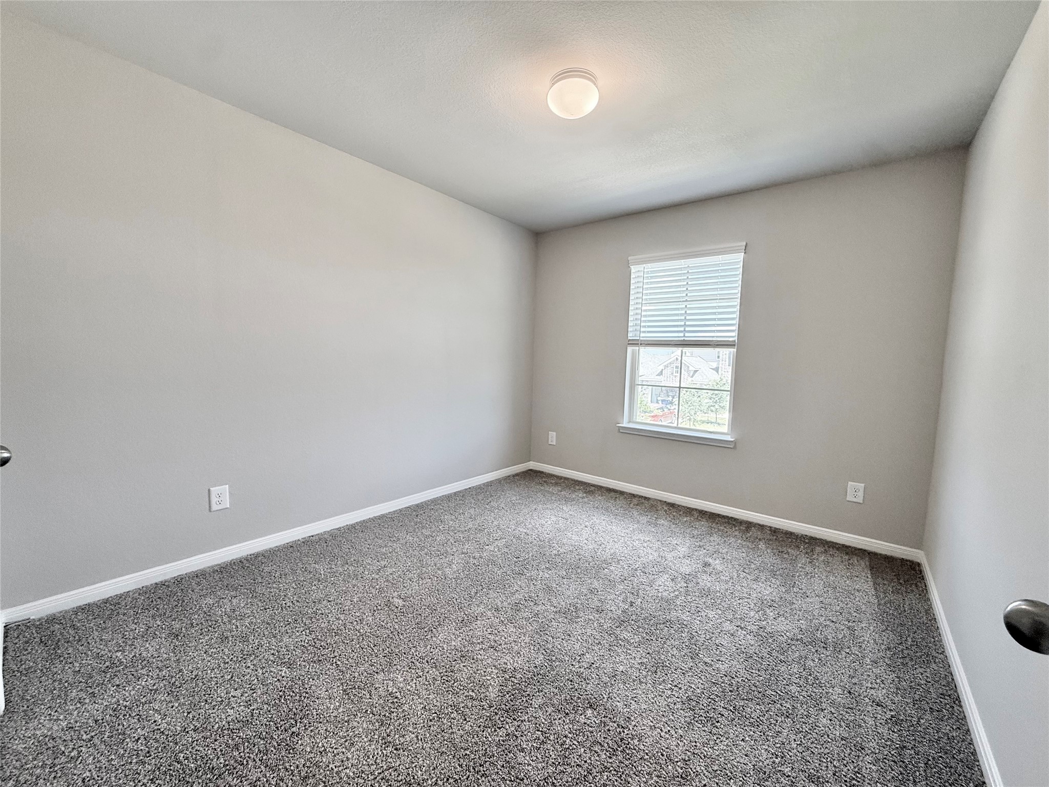 Comfortable secondary bedroom #2
