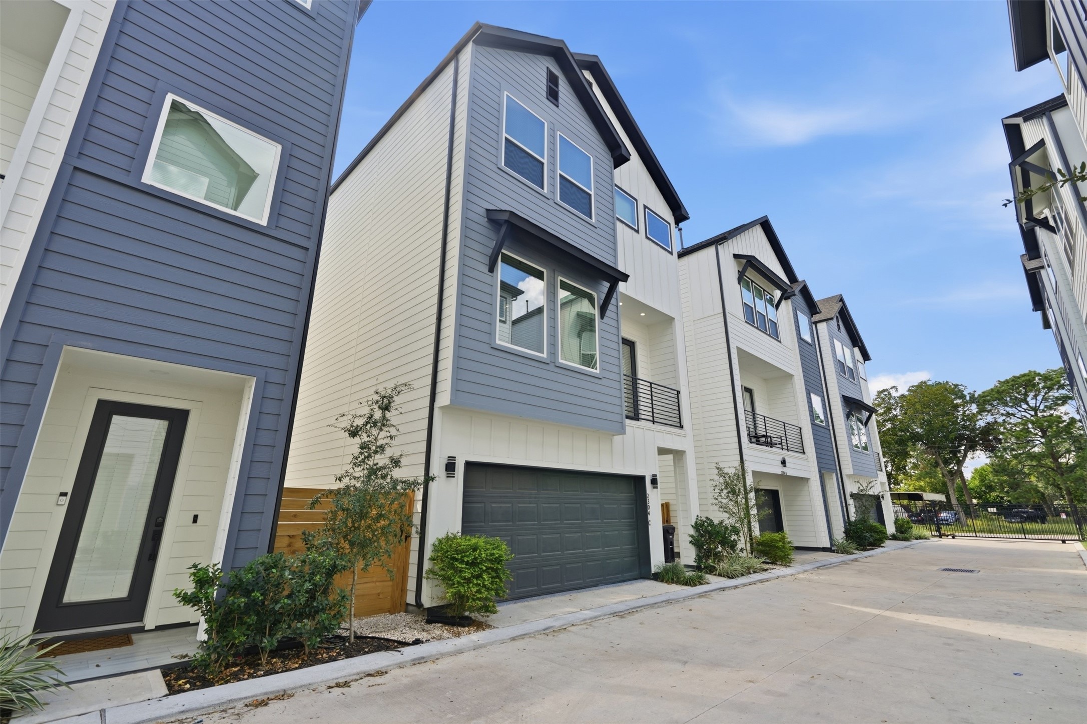 2304 Hoskins Drive, #C, Houston, TX 77080