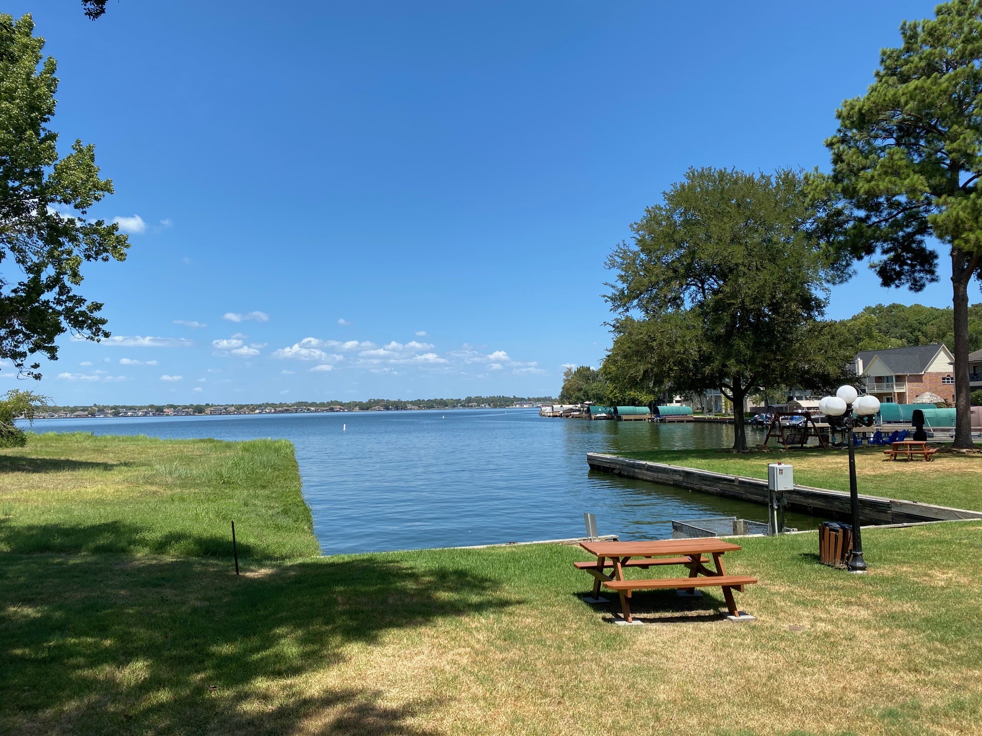 Lakeside boat docking / bulkhead