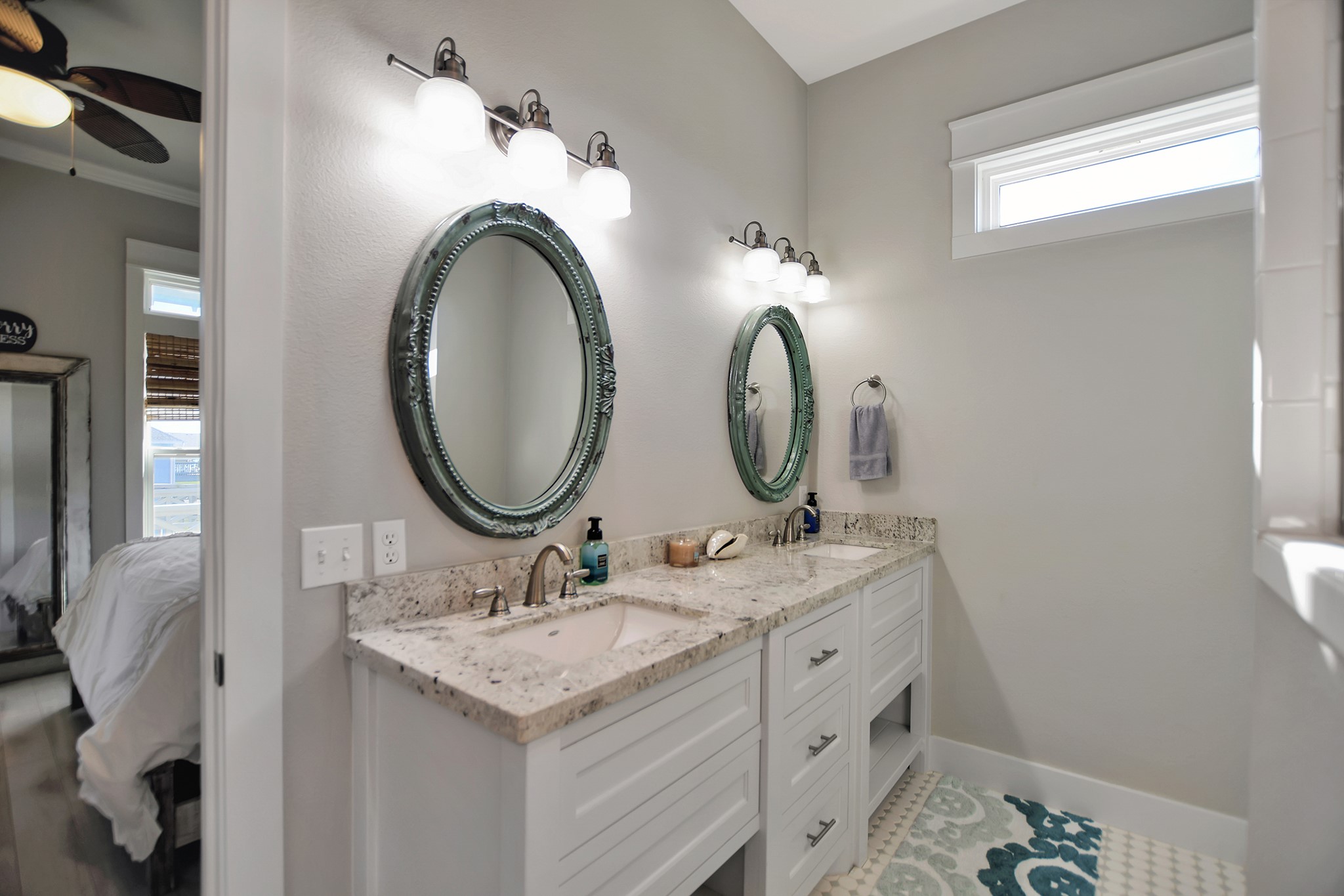 2570 Tide Drive, Port Bolivar, TX 77650
