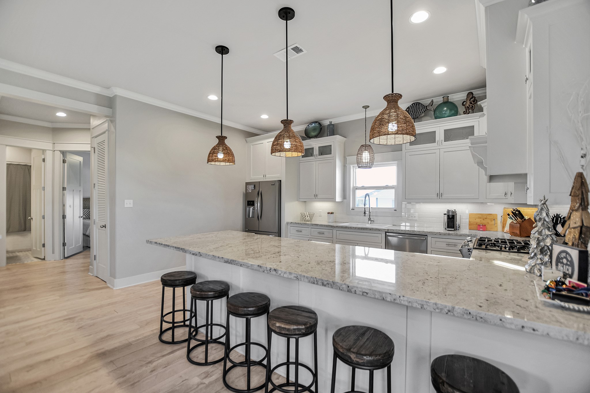 2570 Tide Drive, Port Bolivar, TX 77650