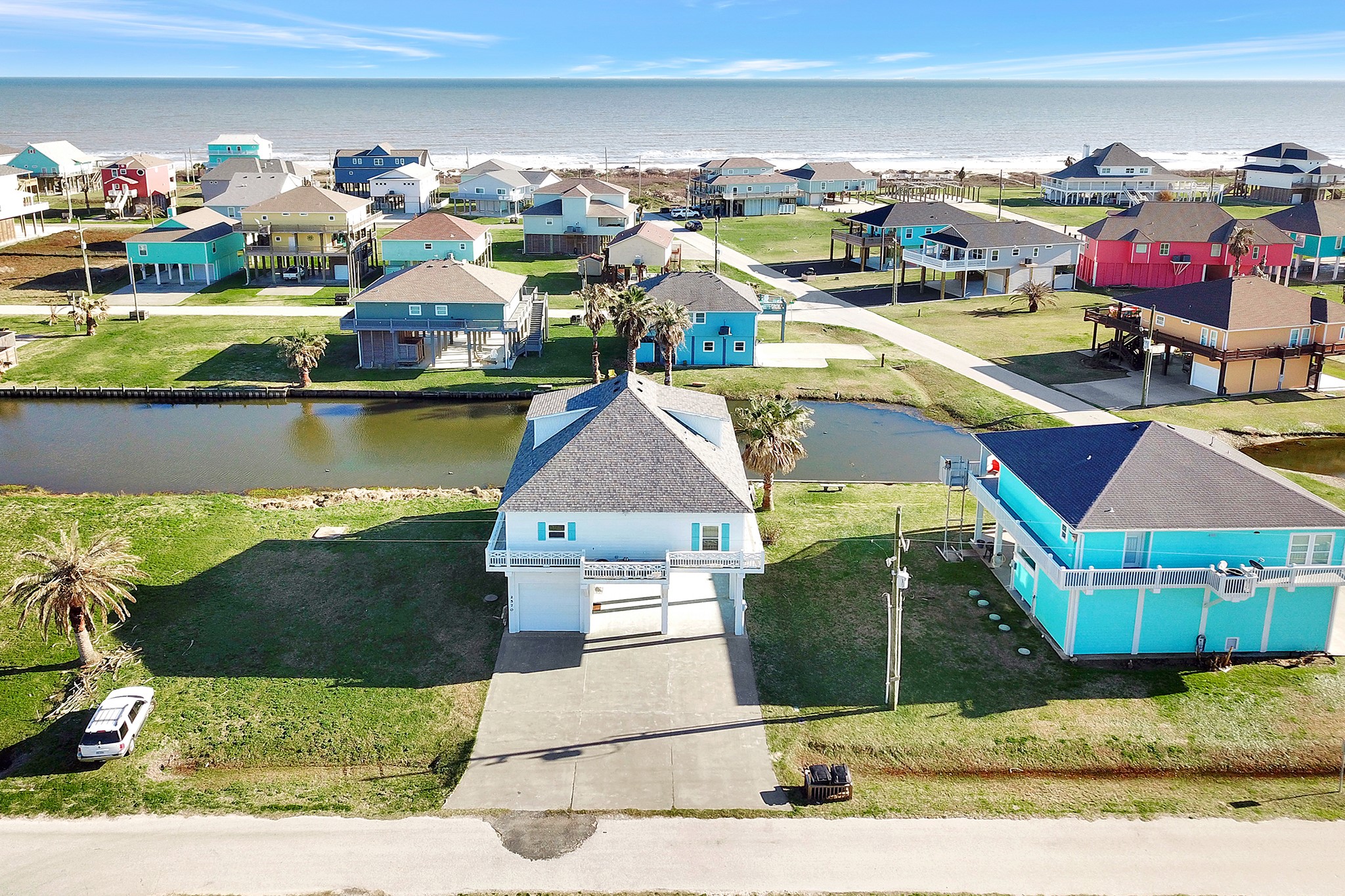 2570 Tide Drive, Port Bolivar, TX 77650