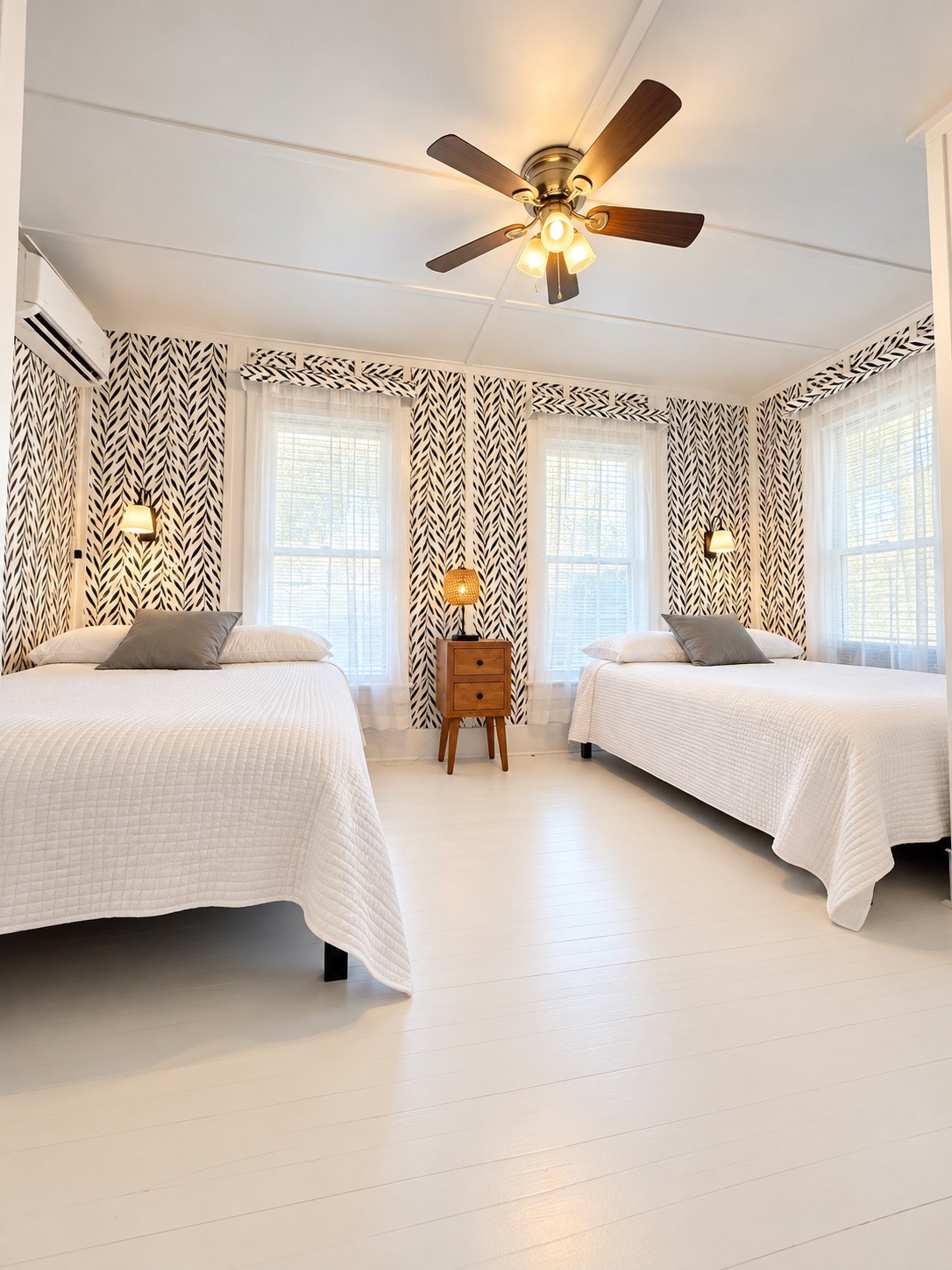 Bedroom large enough for 2 full size beds