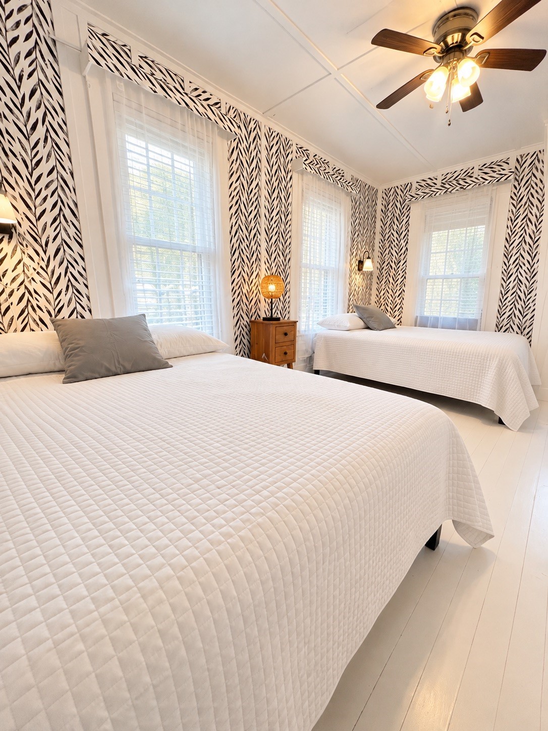 3402 Avenue Q 1/2, Galveston, TX 77550 3402 Avenue Q 1/2, Galveston, TX 77550