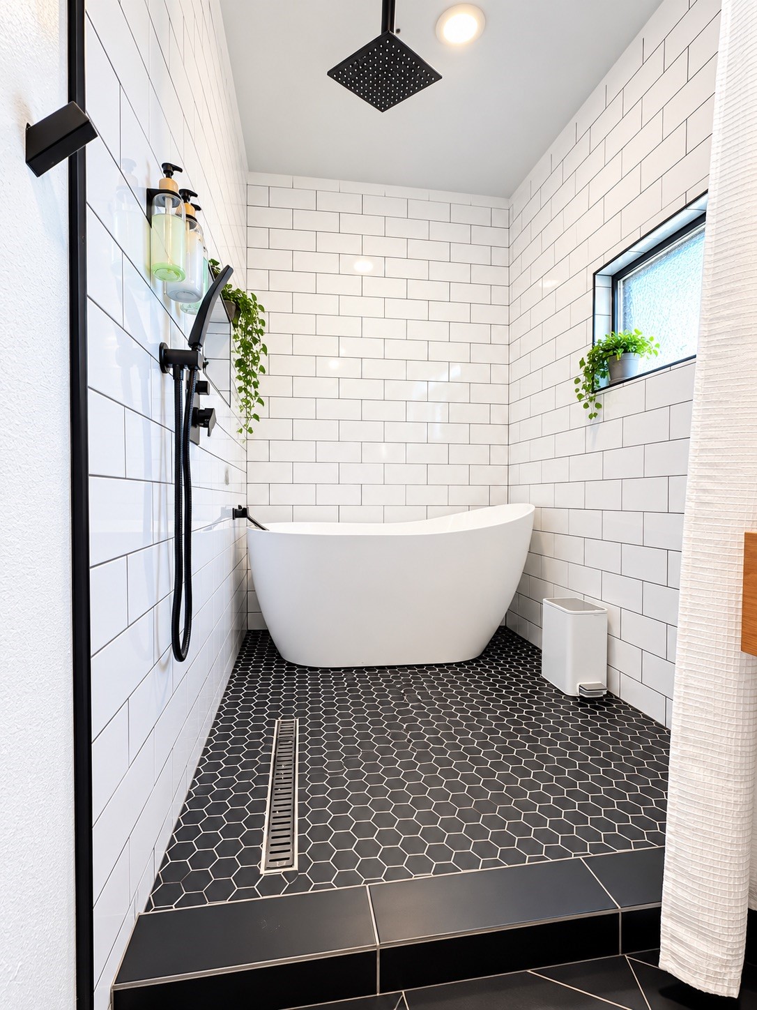 Oversized tile shower and soaking tub. Oversized tile shower and soaking tub.