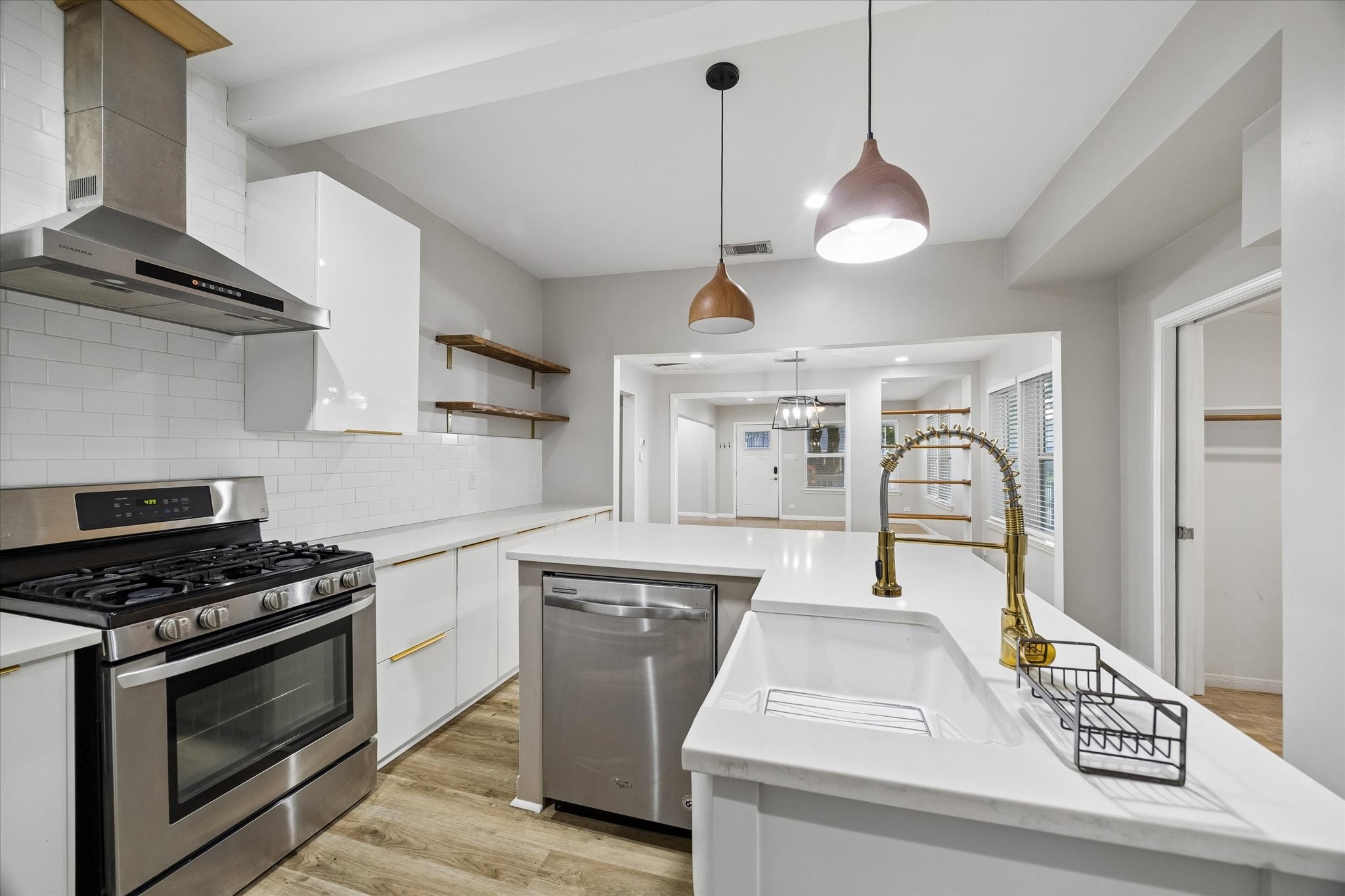 4801 Avenue H, Houston, TX 77011
