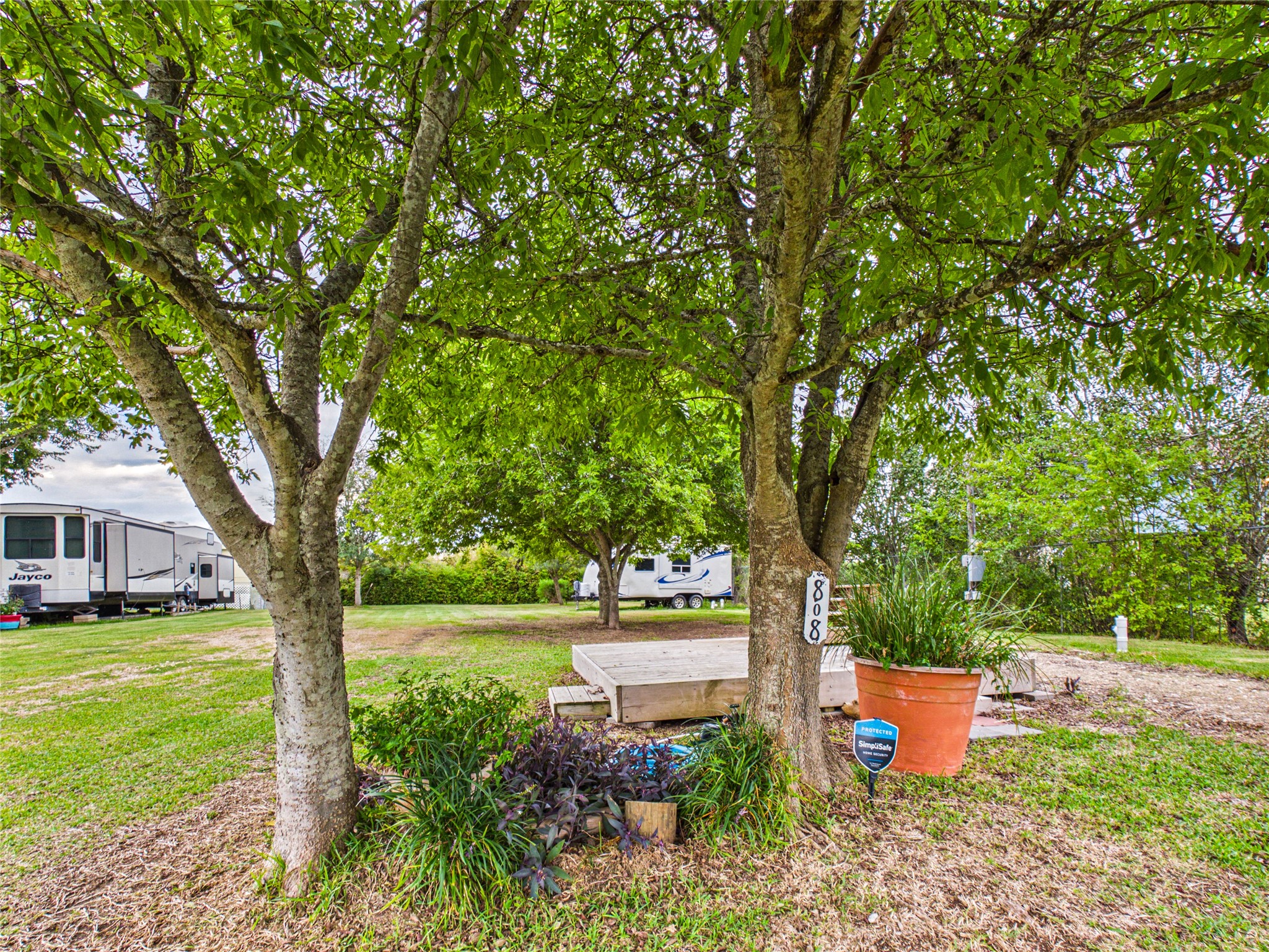 Cleared with beautiful trees Cleared with beautiful trees