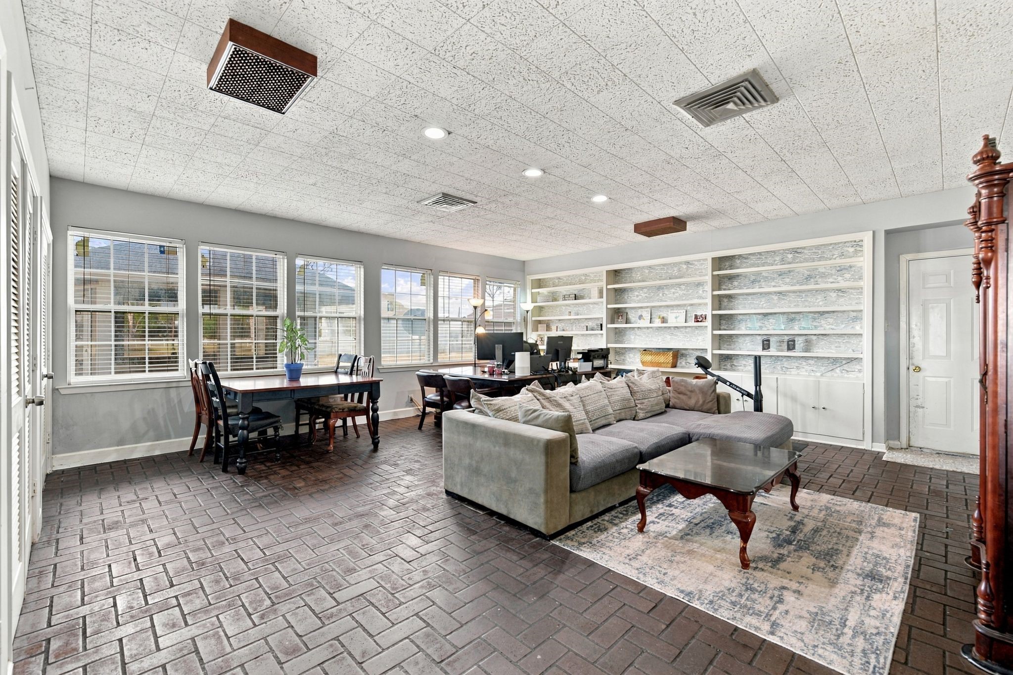 2935 W FM 1462, Rosharon, TX 77583