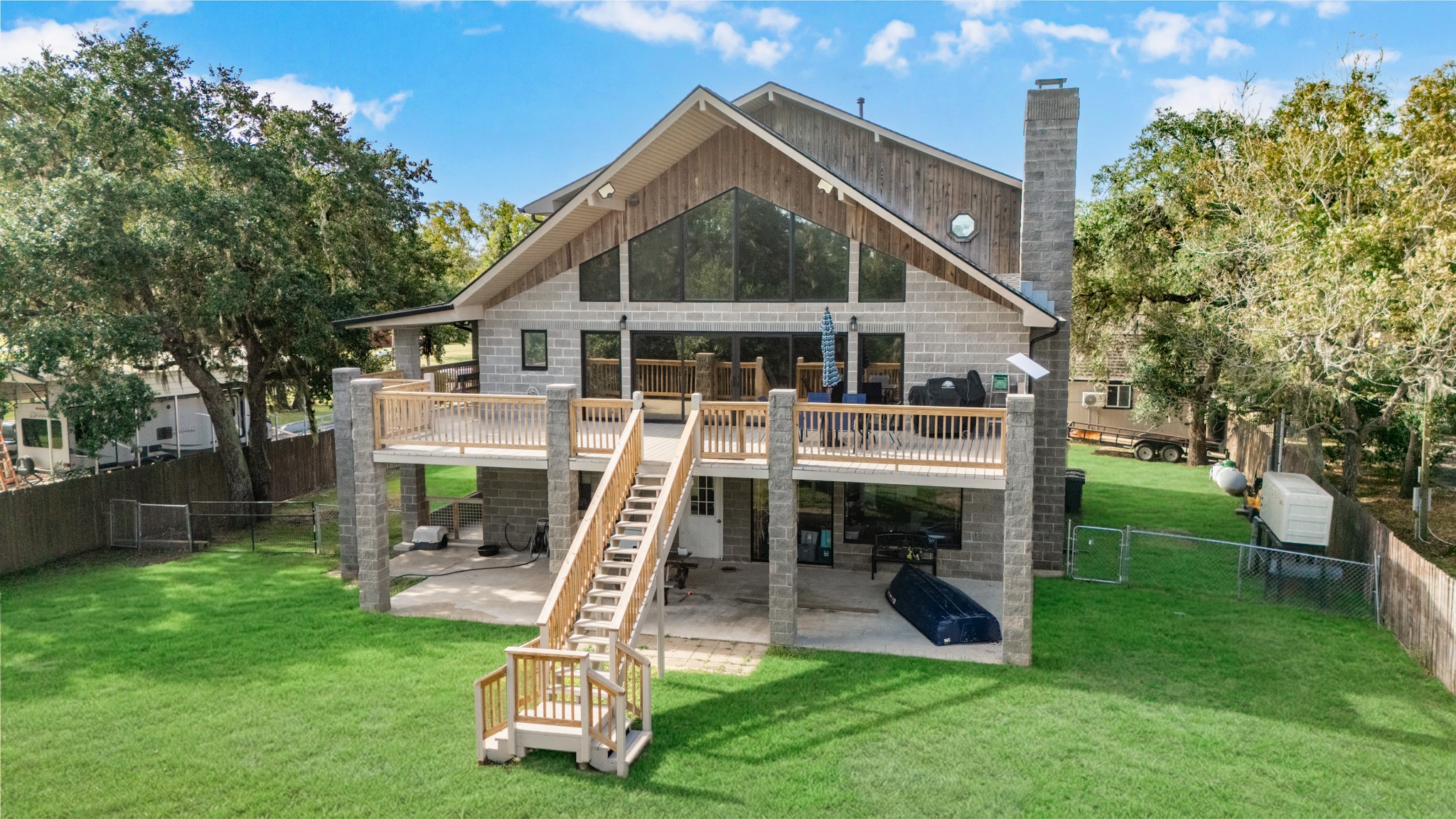 17251 County Road 945d, Brazoria, TX 77422 17251 County Road 945d, Brazoria, TX 77422