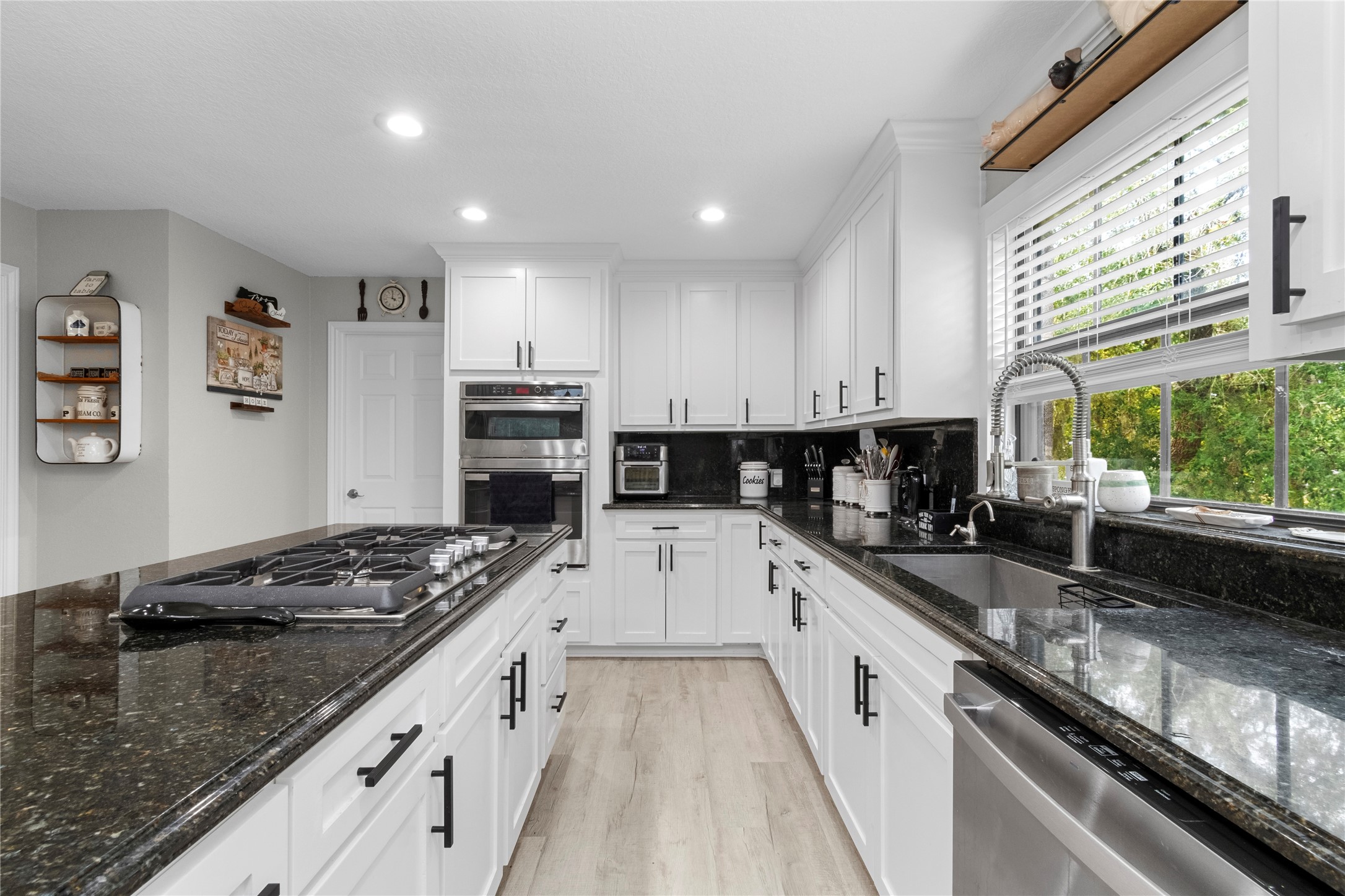 17251 County Road 945d, Brazoria, TX 77422