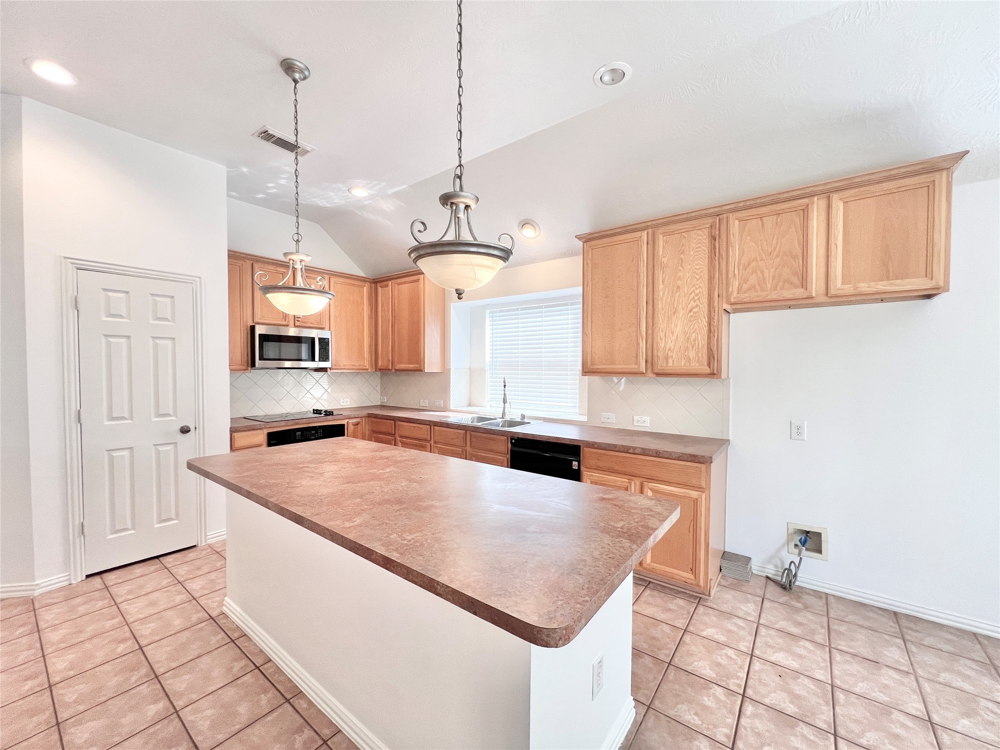 15915 Misty Heath Lane, Houston, TX 77084