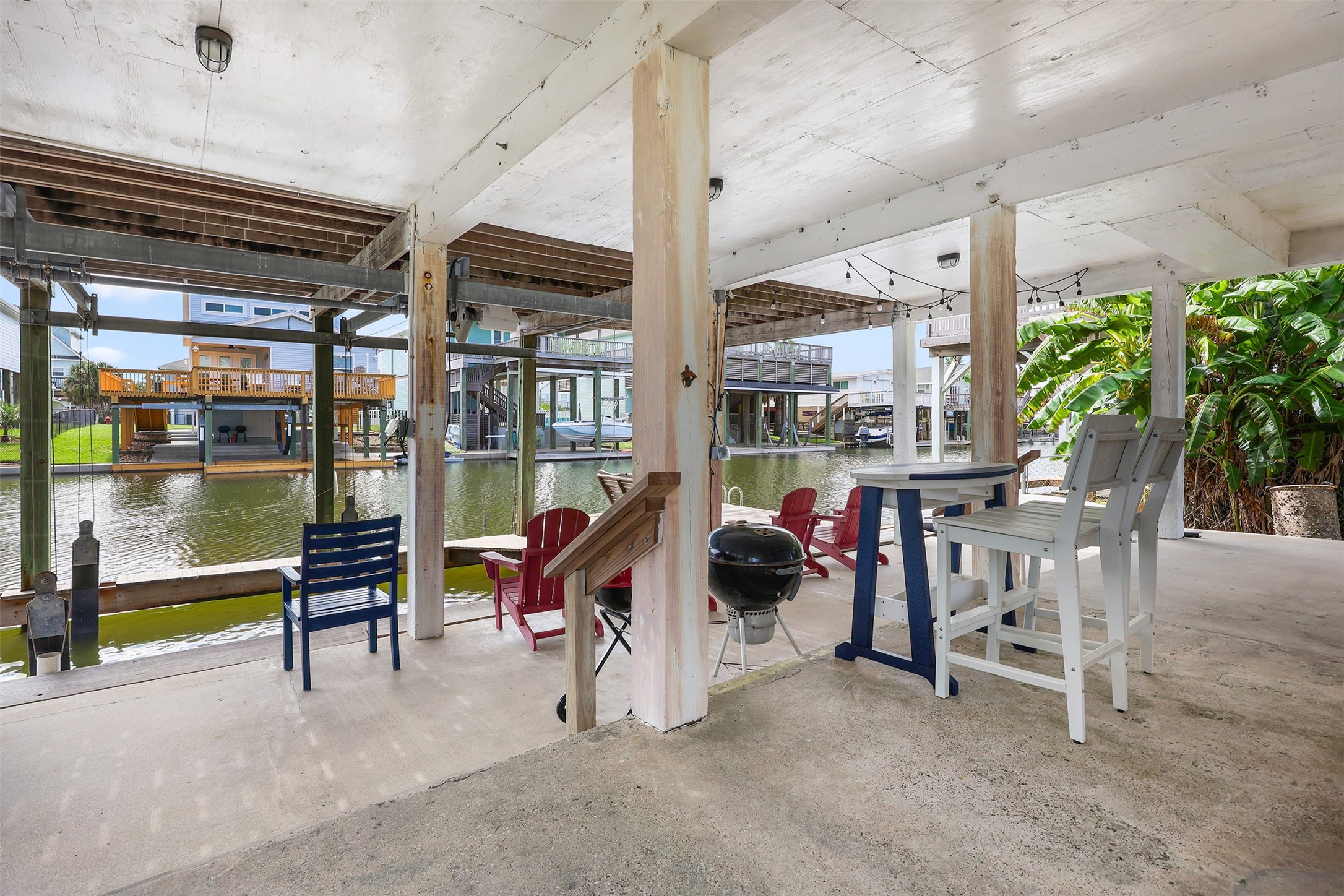 22113 Yoakum Drive, Galveston, TX 77554