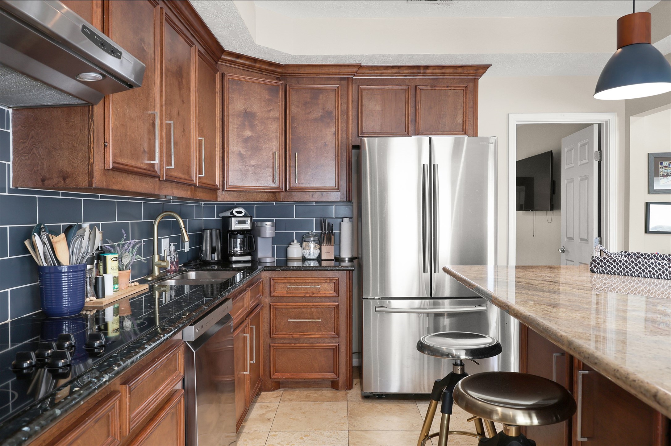 22113 Yoakum Drive, Galveston, TX 77554