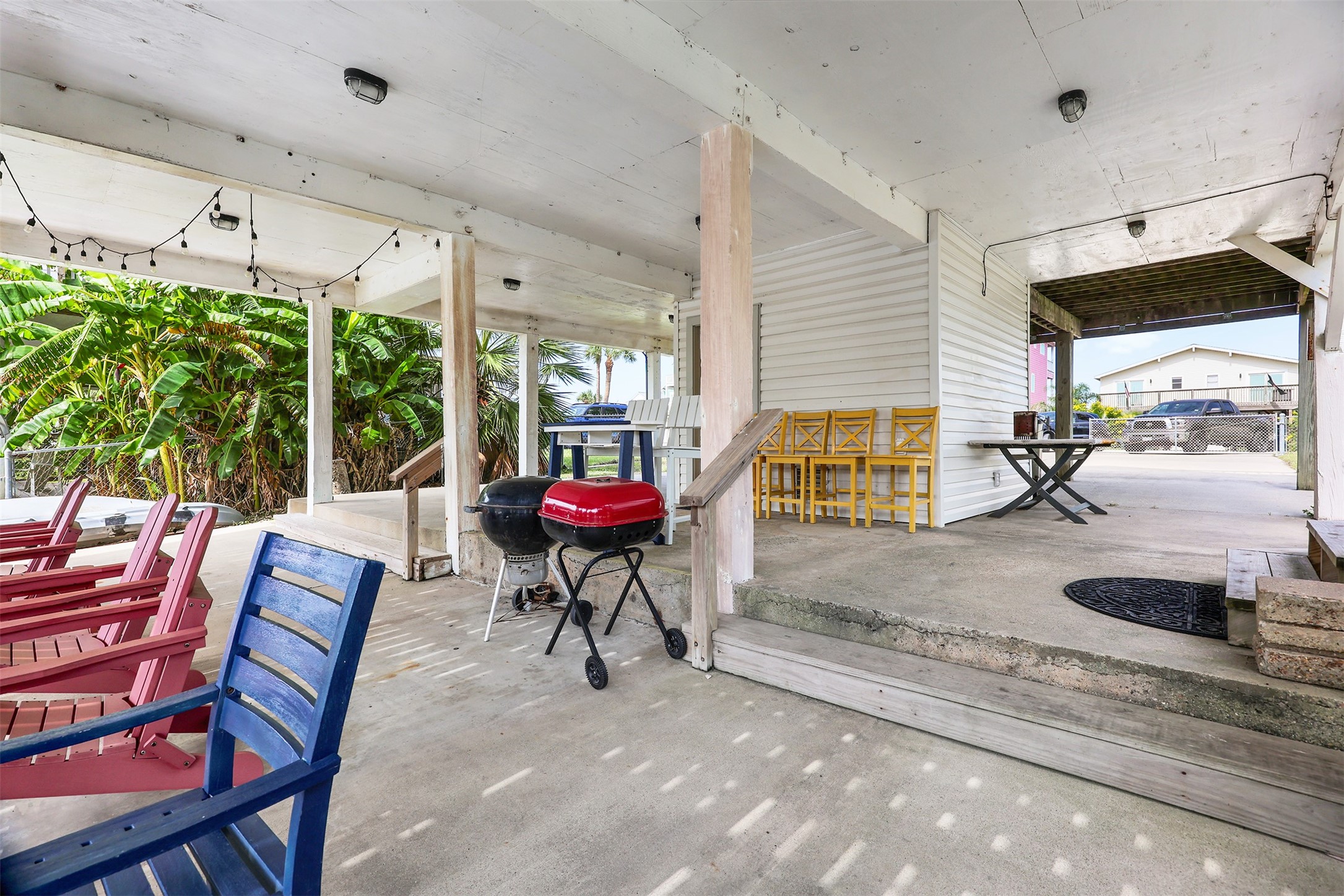 22113 Yoakum Drive, Galveston, TX 77554