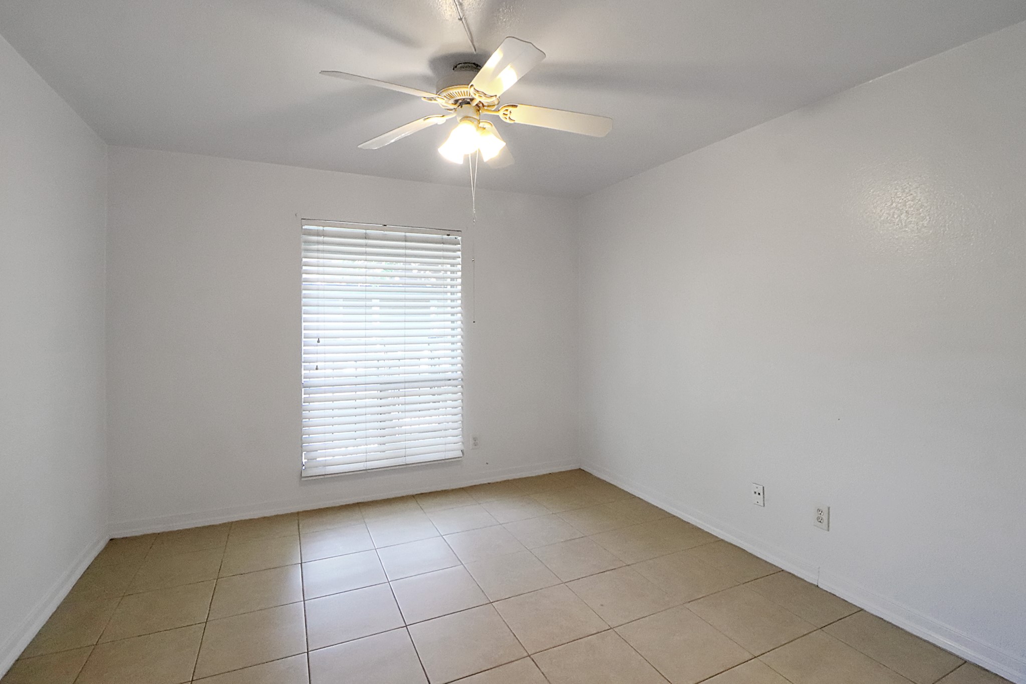5929 Queensloch Drive, #234, Houston, TX 77096