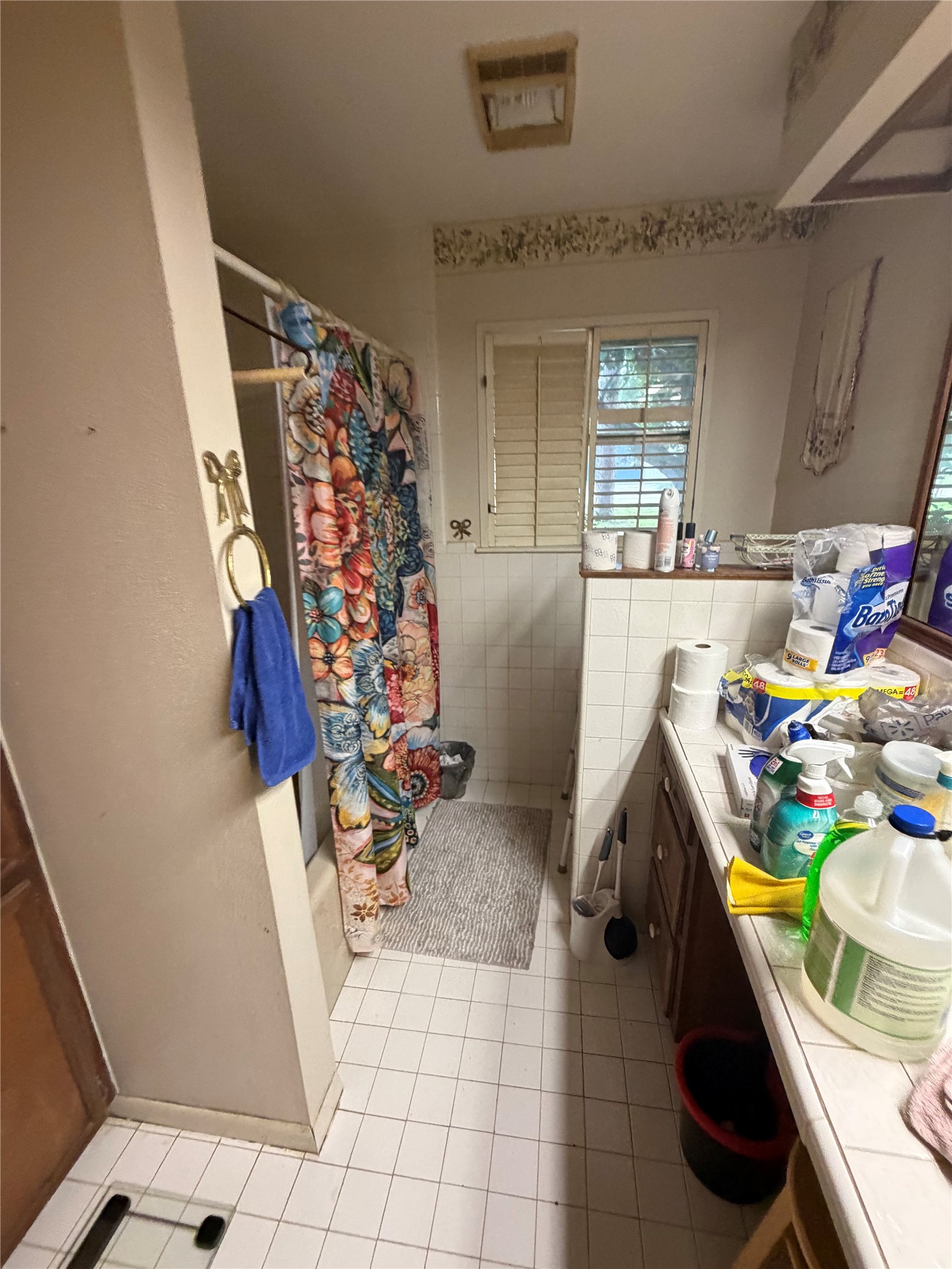 1014 Delesandri Lane, Kemah, TX 77565