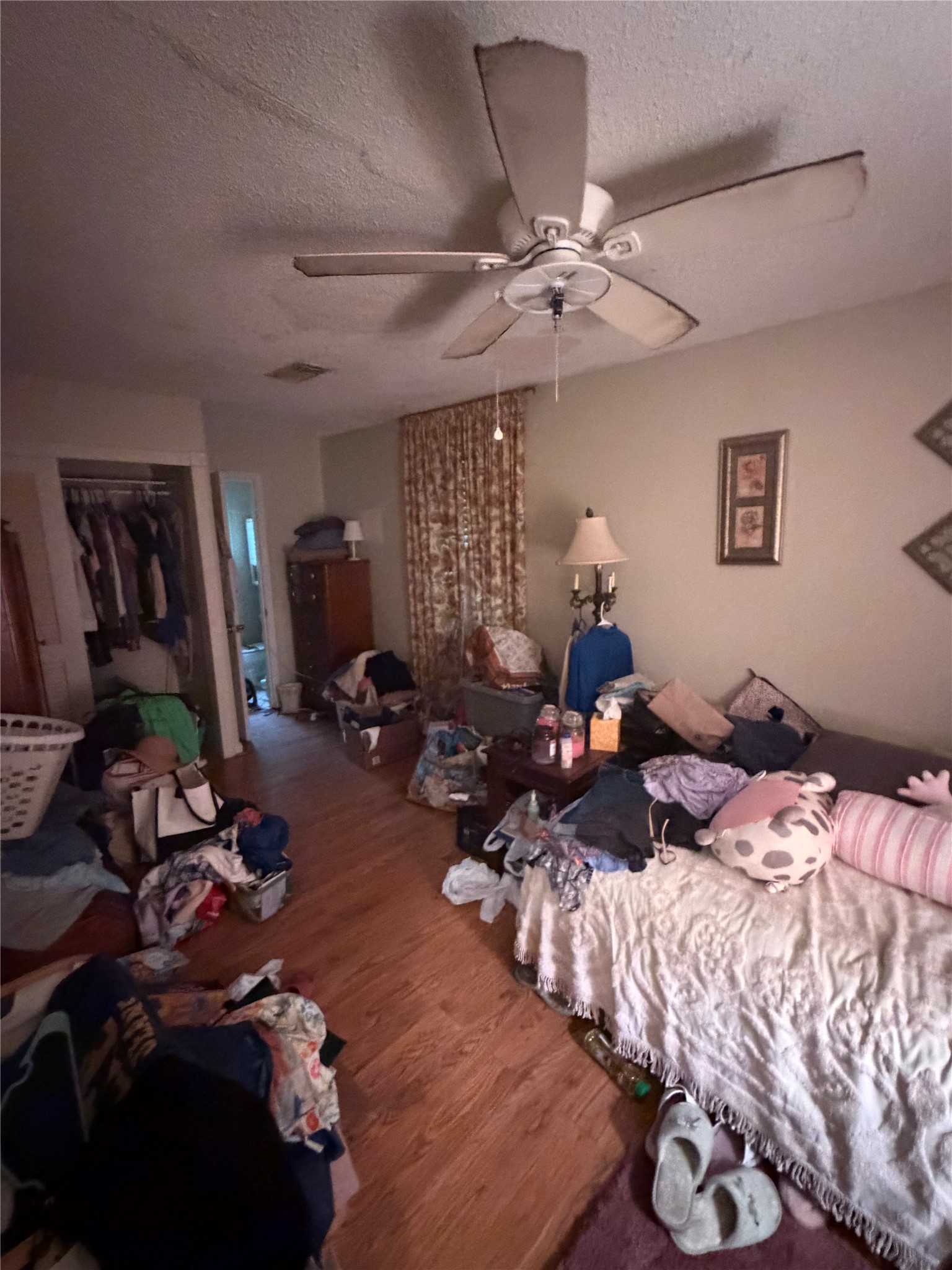 1014 Delesandri Lane, Kemah, TX 77565