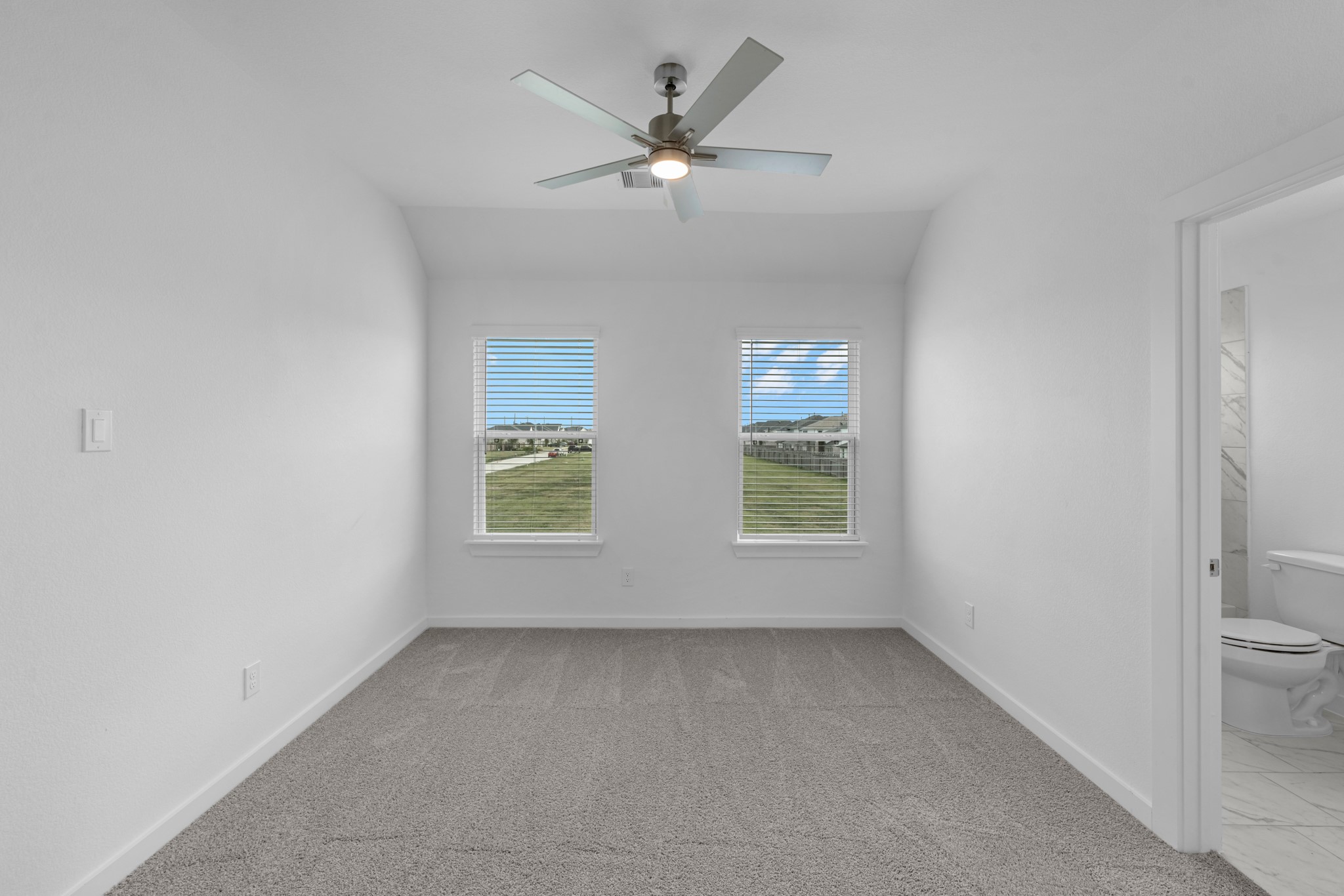 4526 Breezewood Drive, Rosenberg, TX 77471