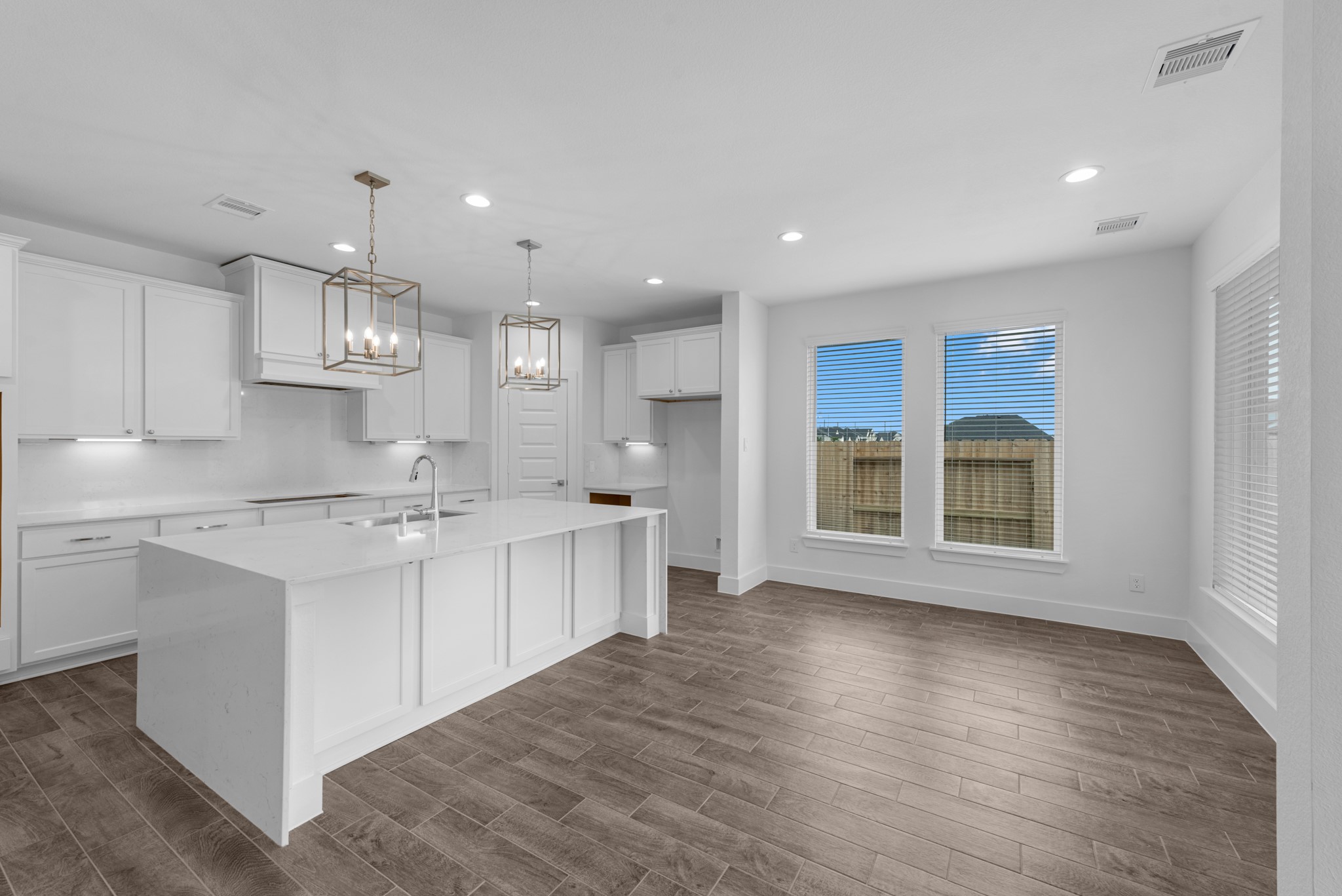 4526 Breezewood Drive, Rosenberg, TX 77471