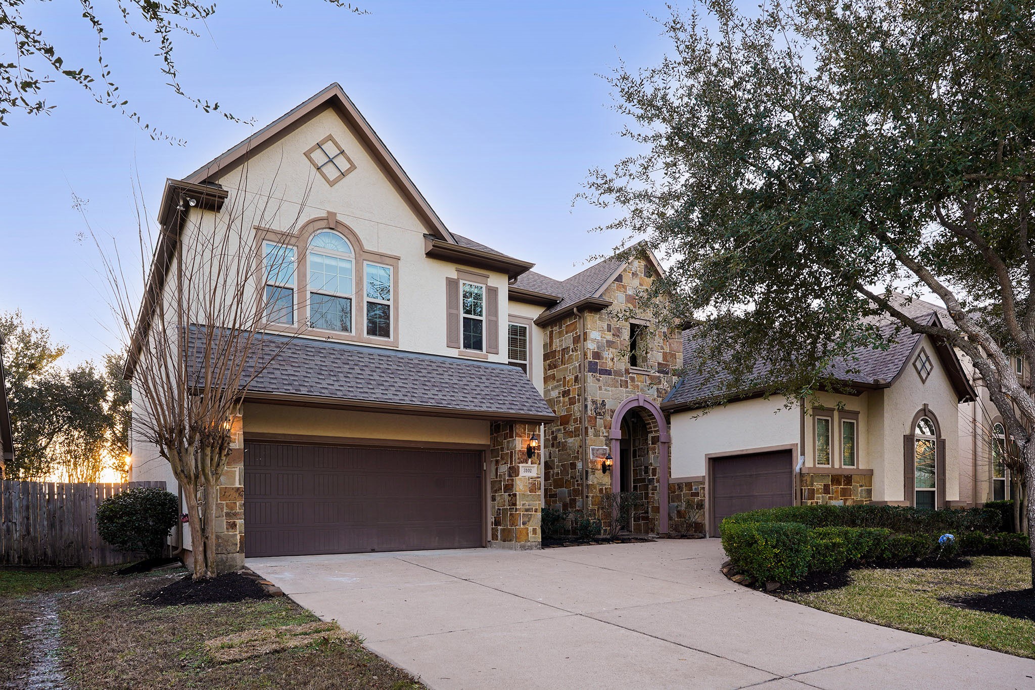 Welcome to 3102 Barrons Way, Sugar Land - Avalon at Telfair!