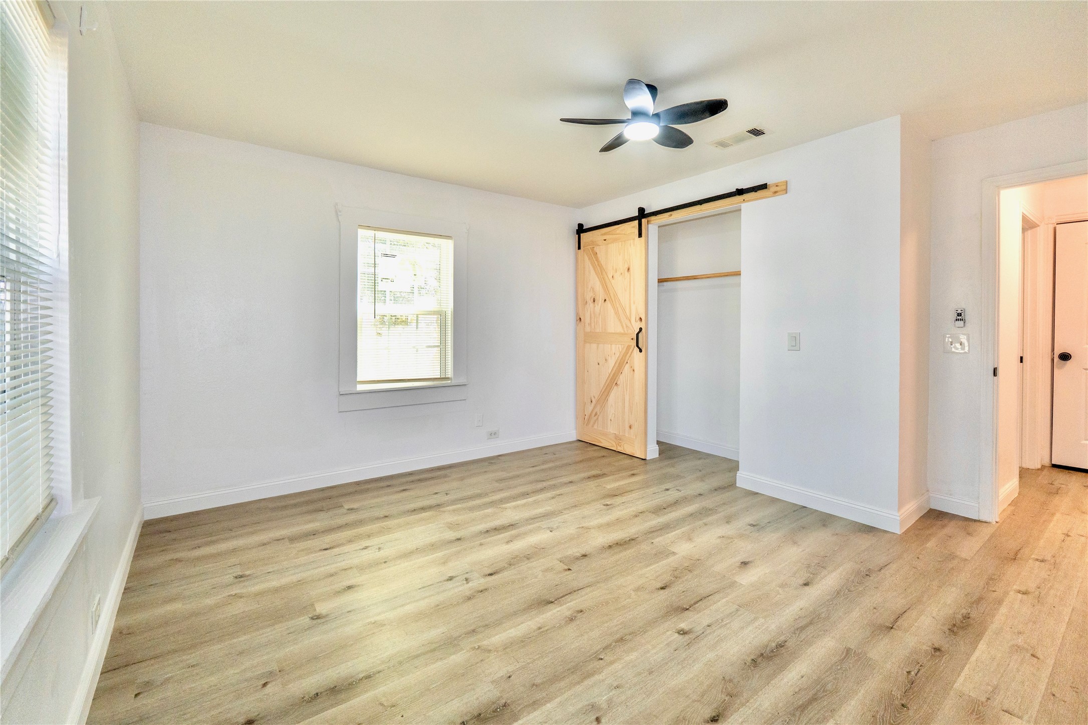 4114 Victoria Avenue, Dickinson, TX 77539