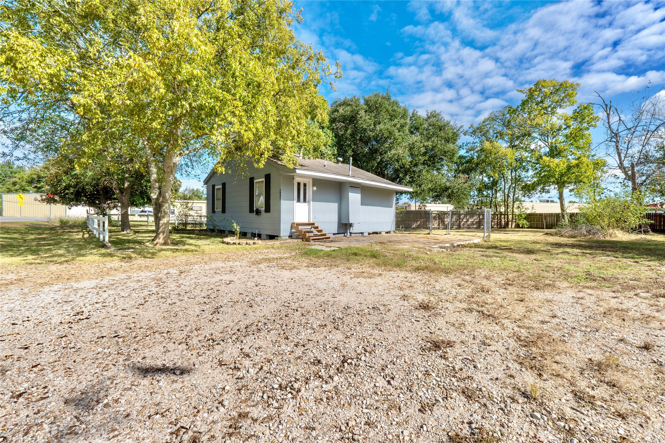 4114 Victoria Avenue, Dickinson, TX 77539