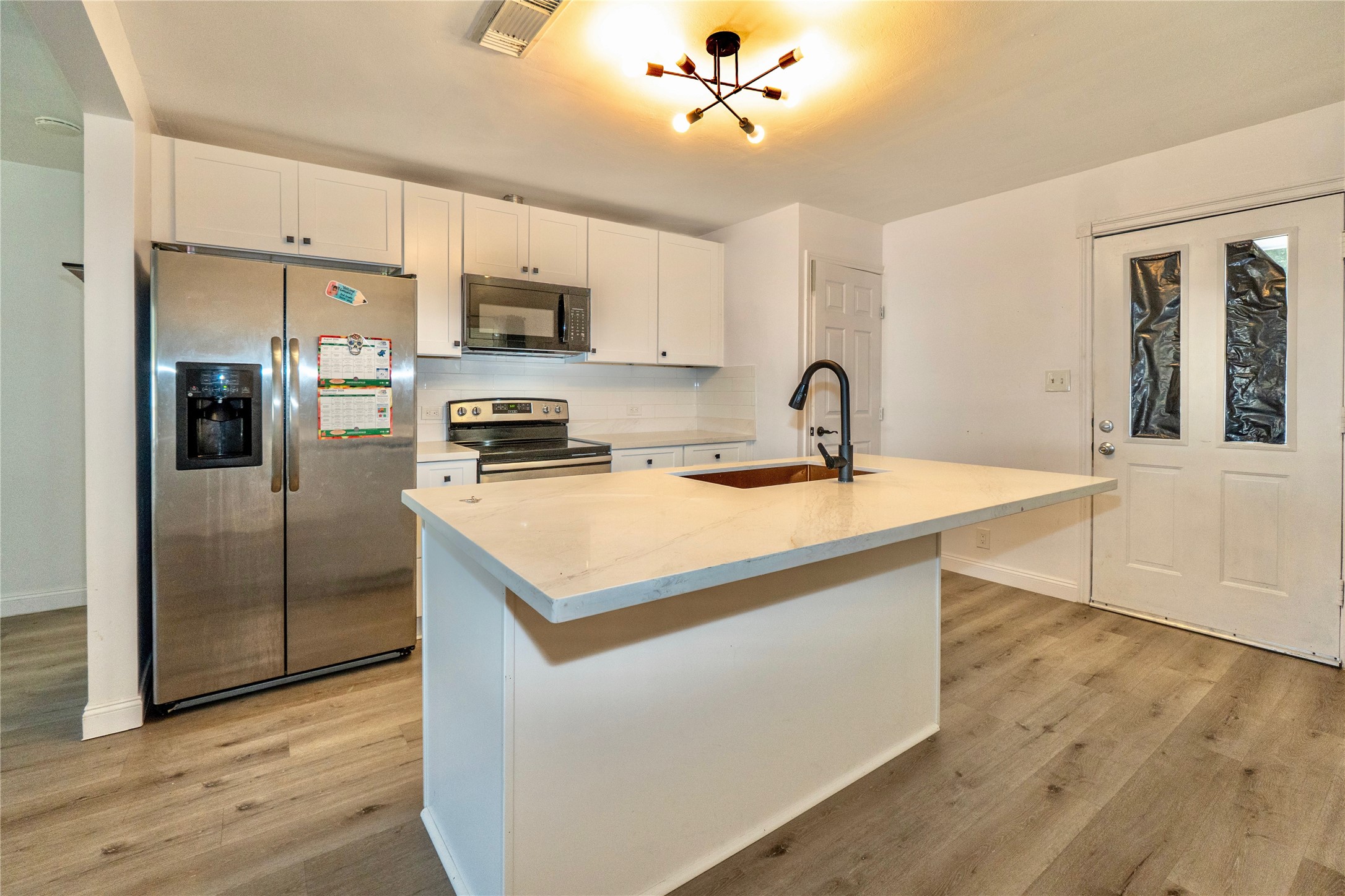 4114 Victoria Avenue, Dickinson, TX 77539