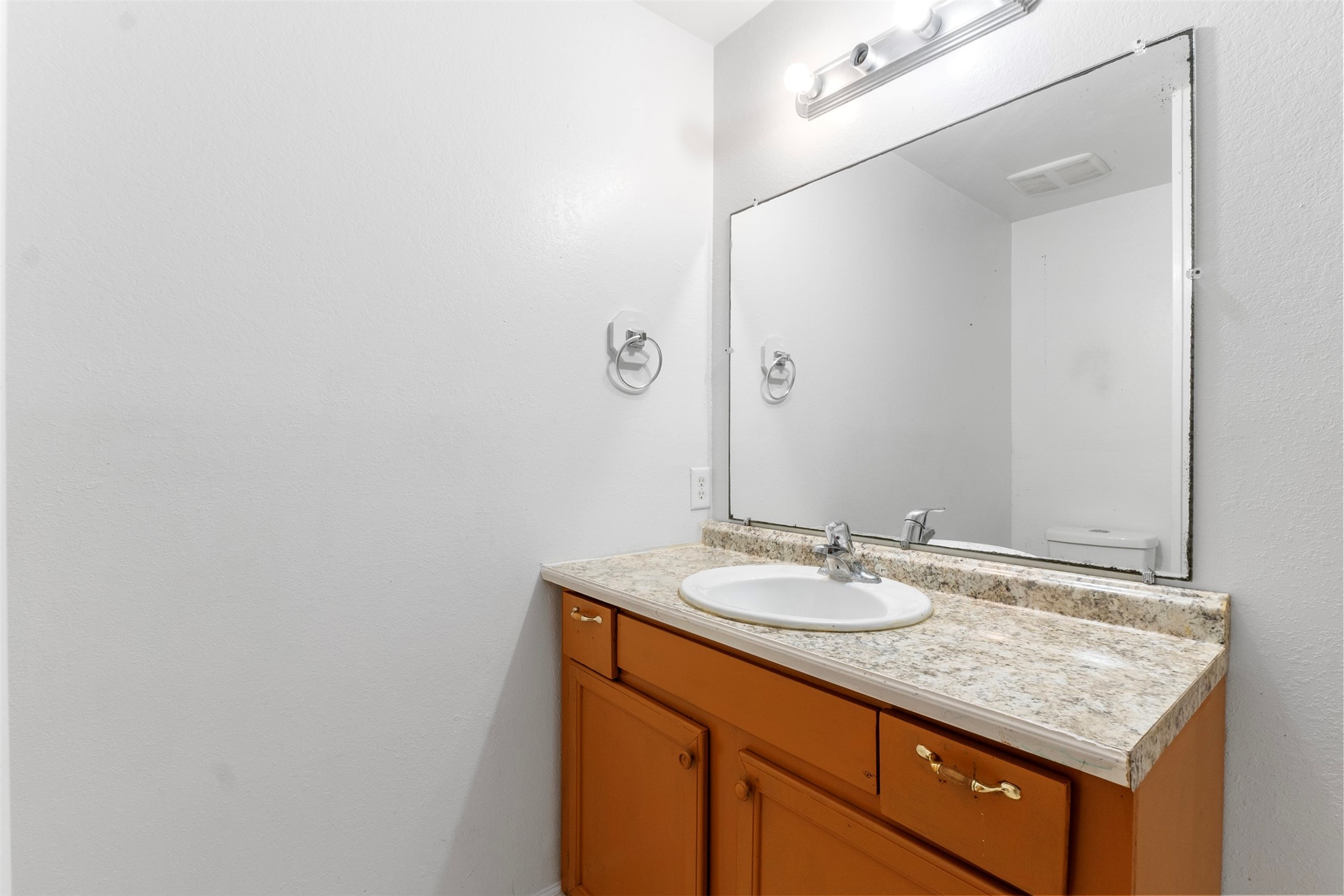 Guest/Hall Bathroom