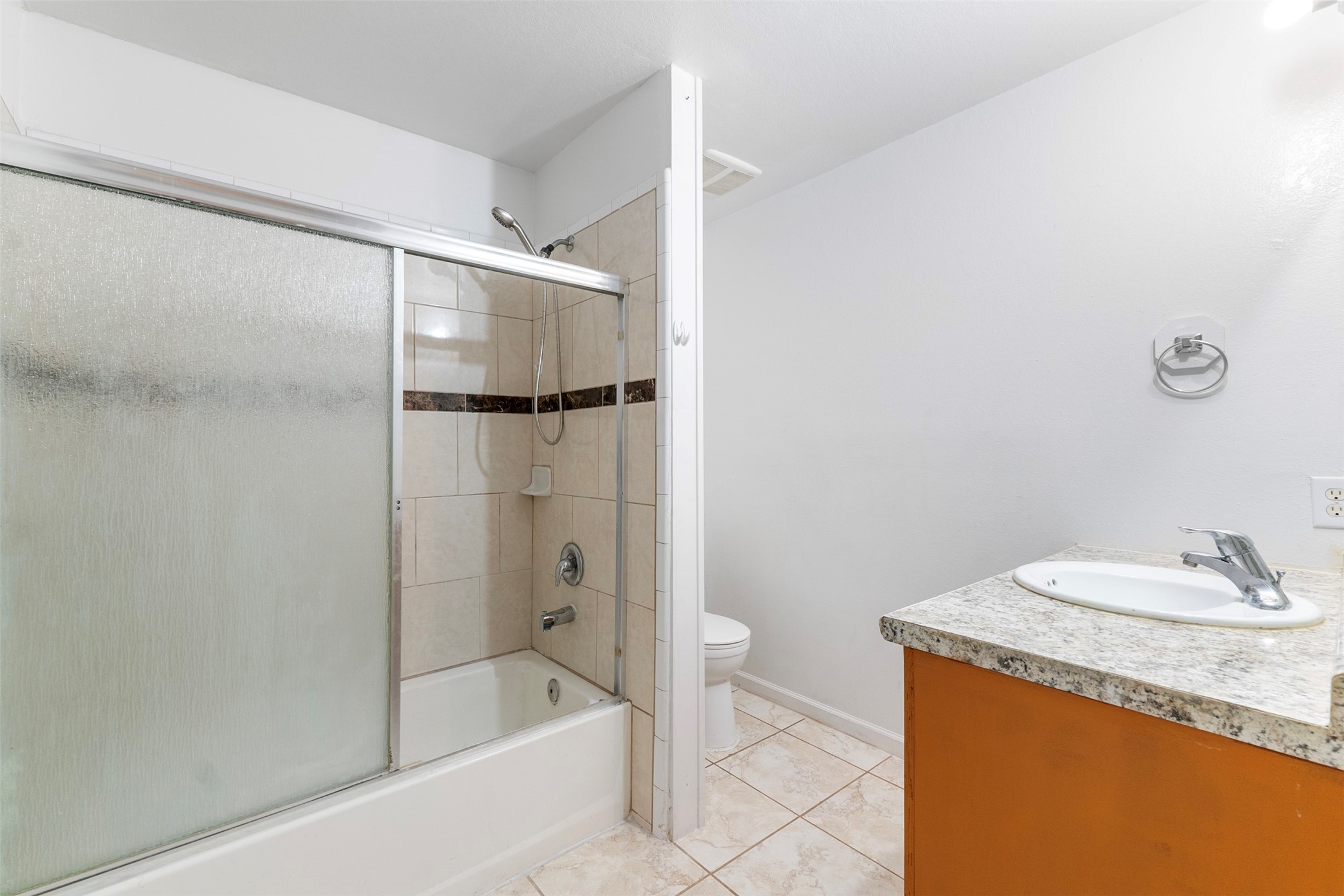 Guest/Hall Bathroom