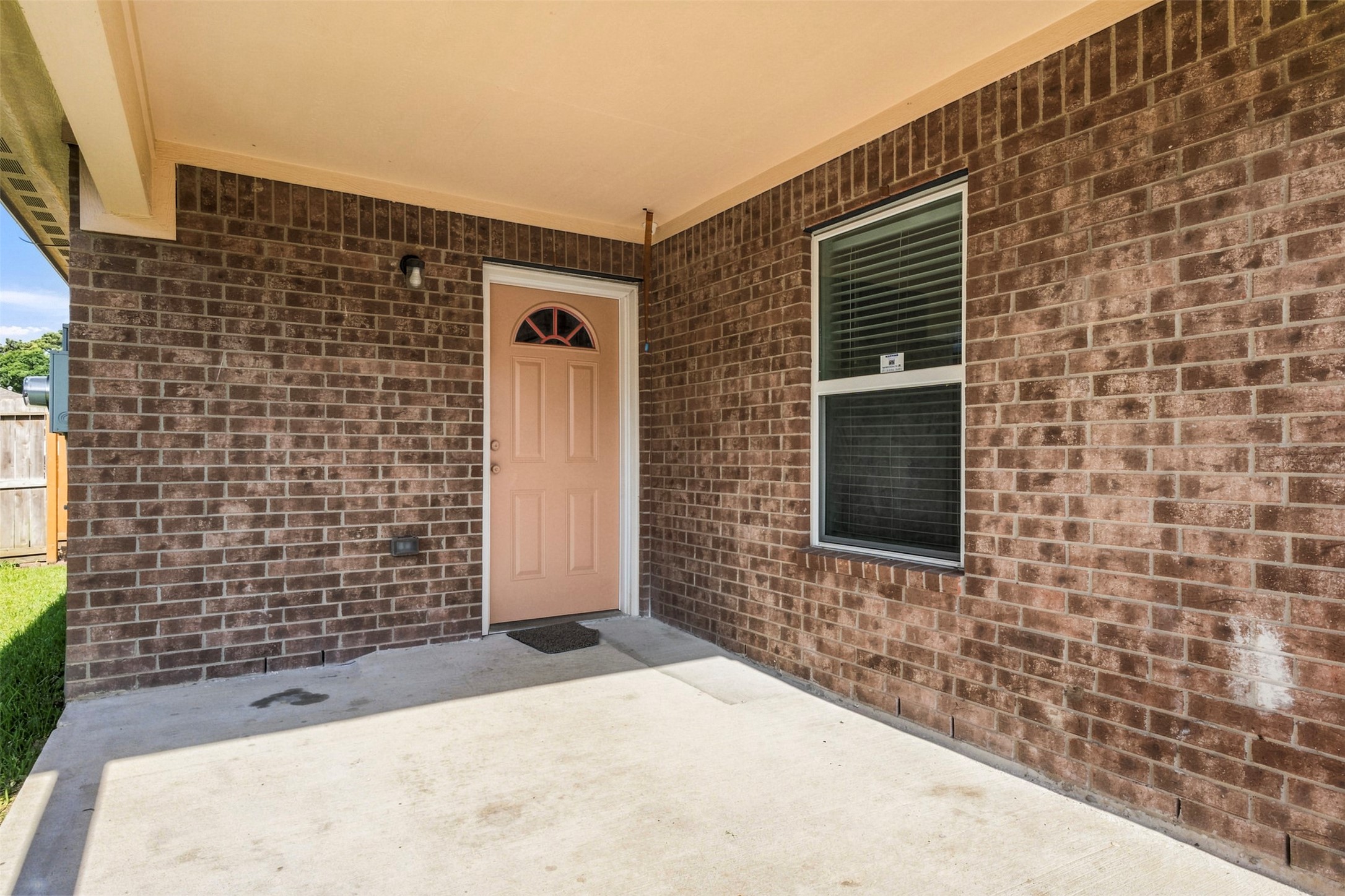 8526 Vista Oaks Manor, Houston, TX 77028