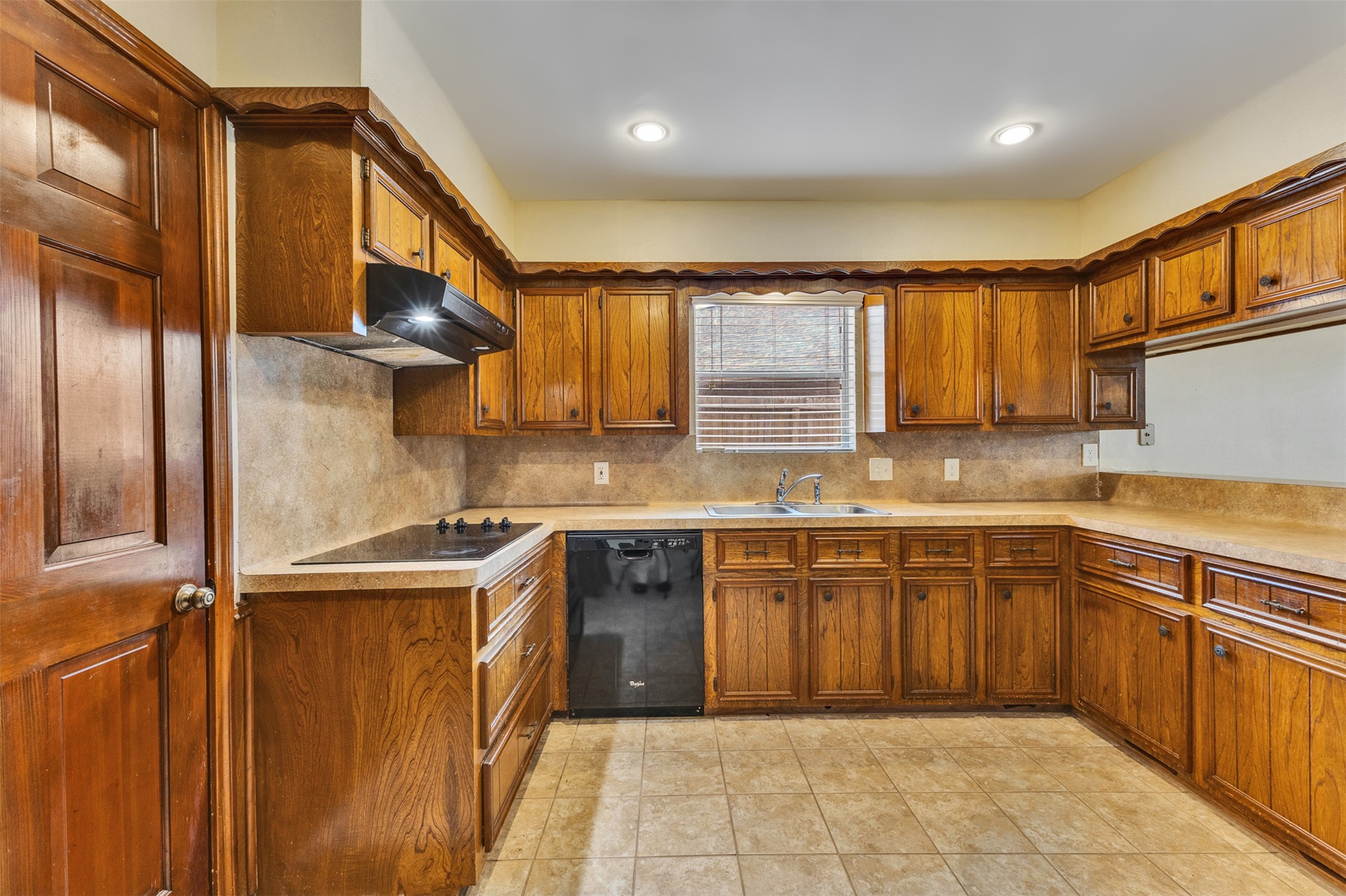 4 Kingsley Court, Conroe, TX 77304
