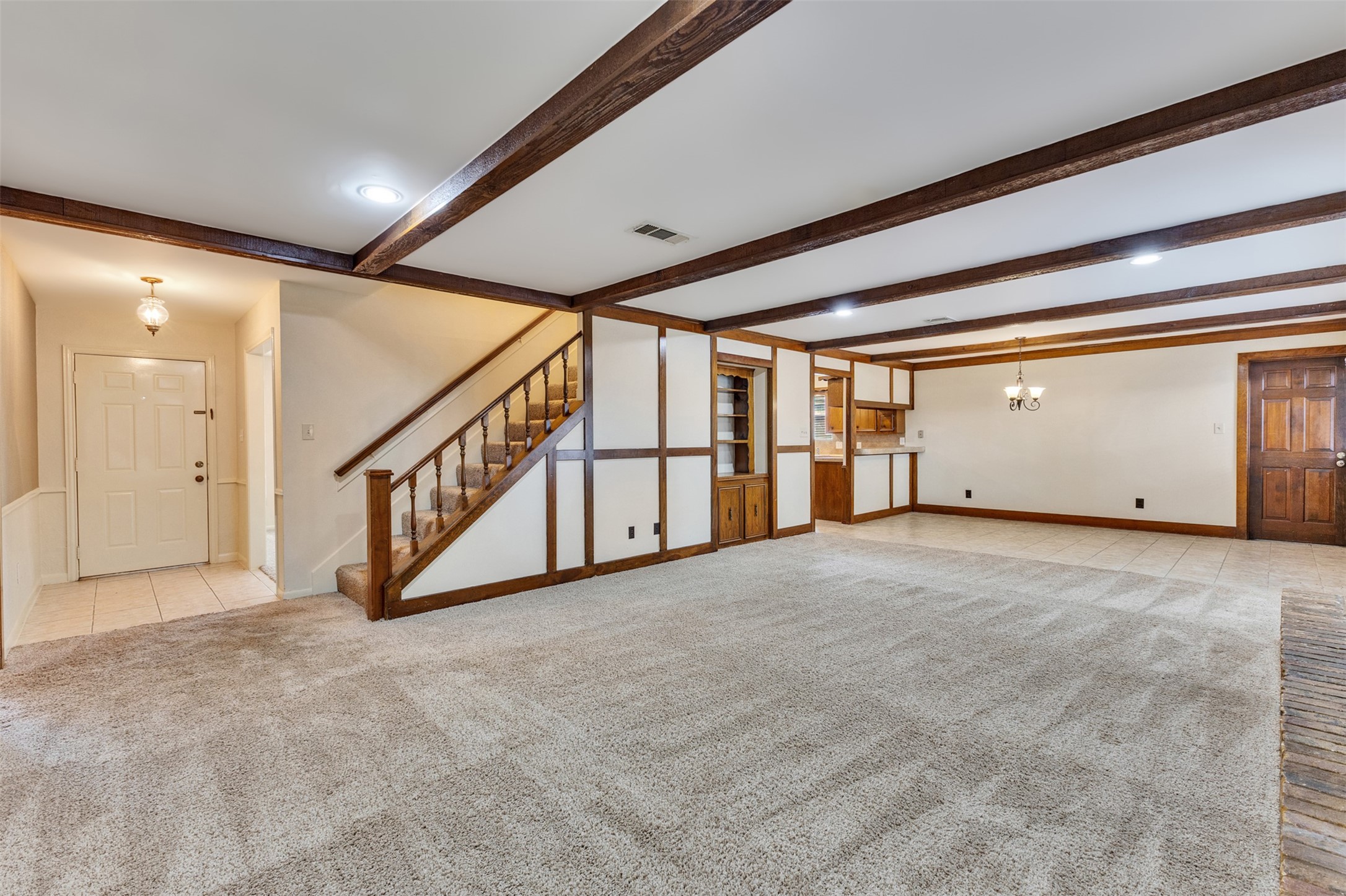 4 Kingsley Court, Conroe, TX 77304
