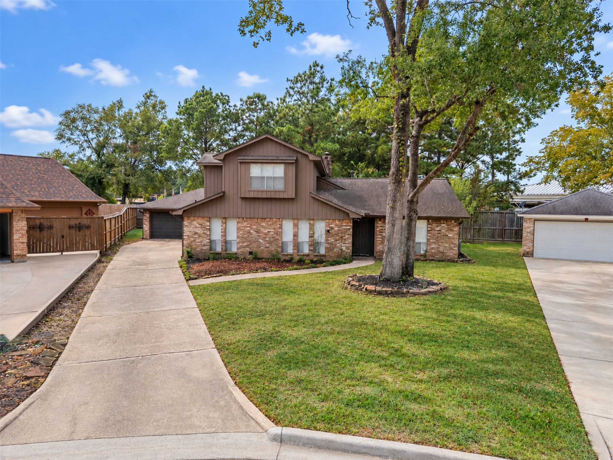 4 Kingsley Court, Conroe, TX 77304